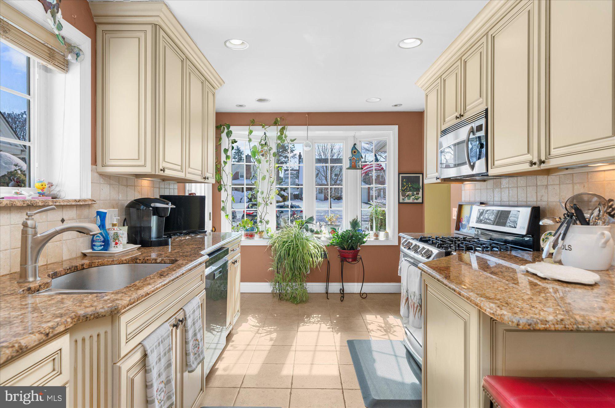 WESTGATE HILLS - Residential