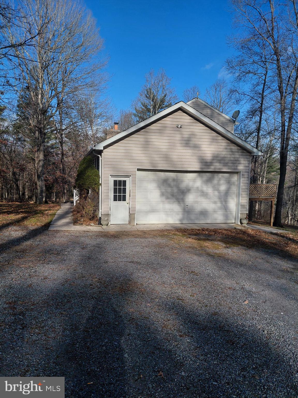 923 HORSE RIDGE ROAD