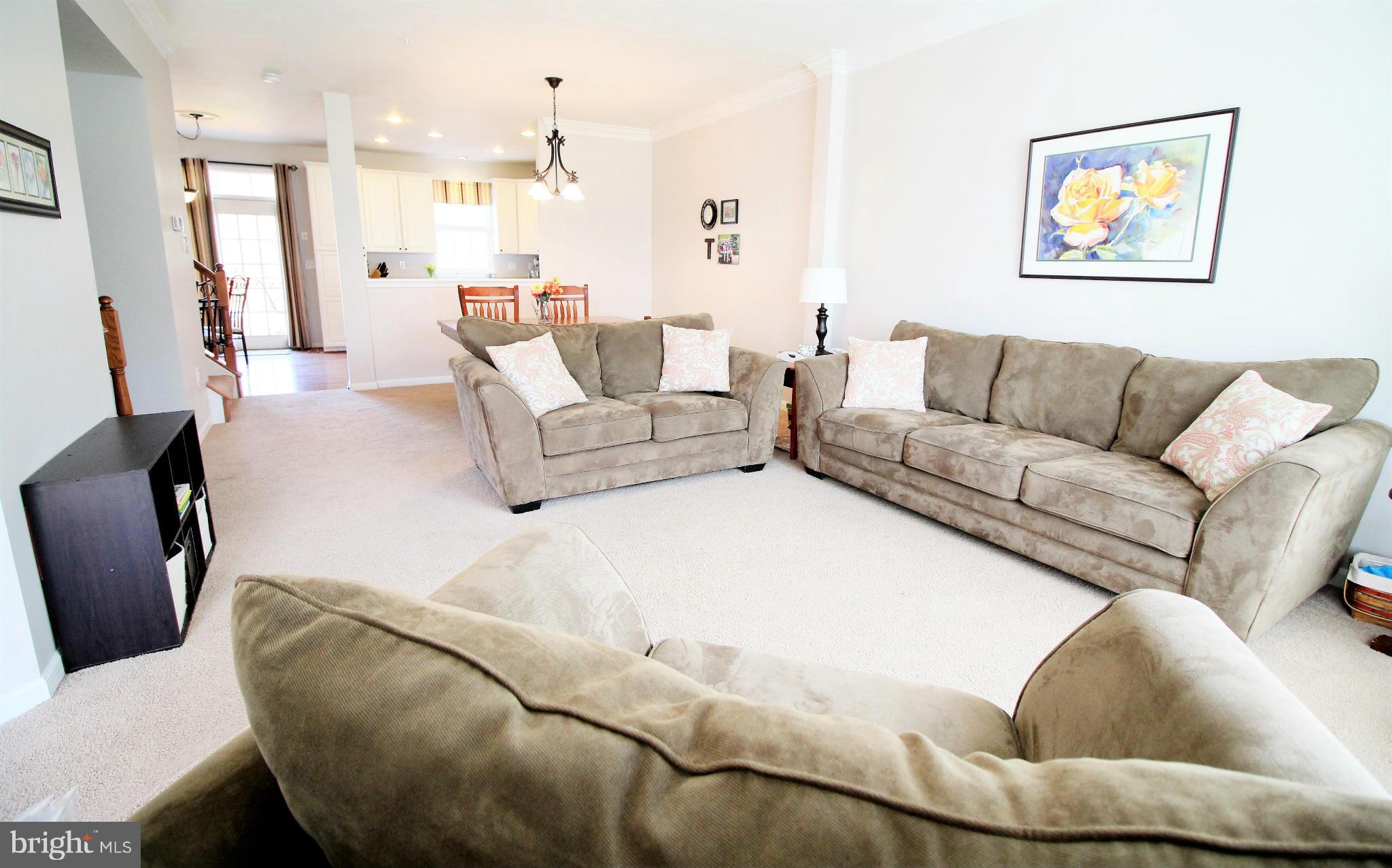 COUNTRY WALK - Residential