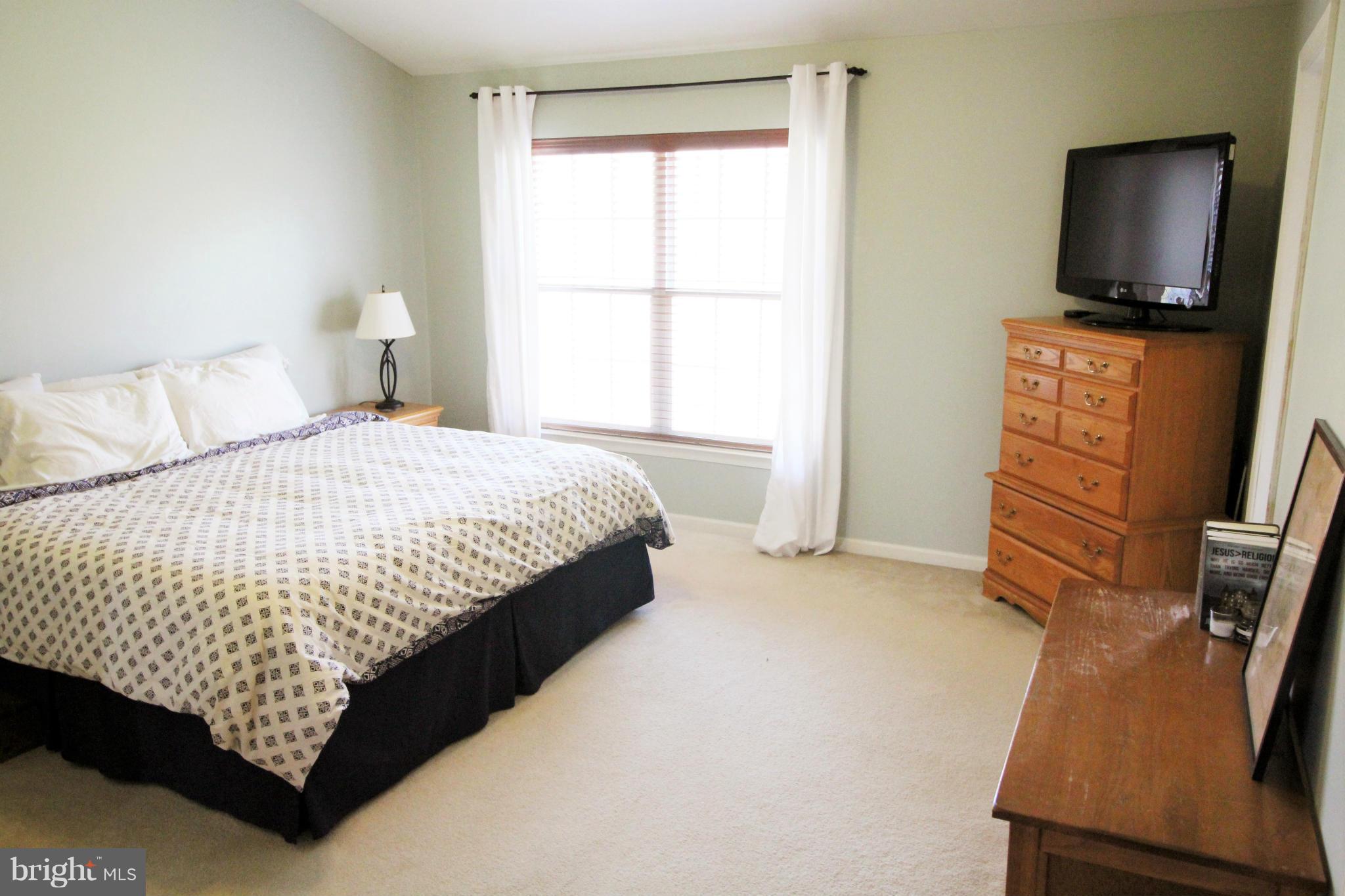 COUNTRY WALK - Residential