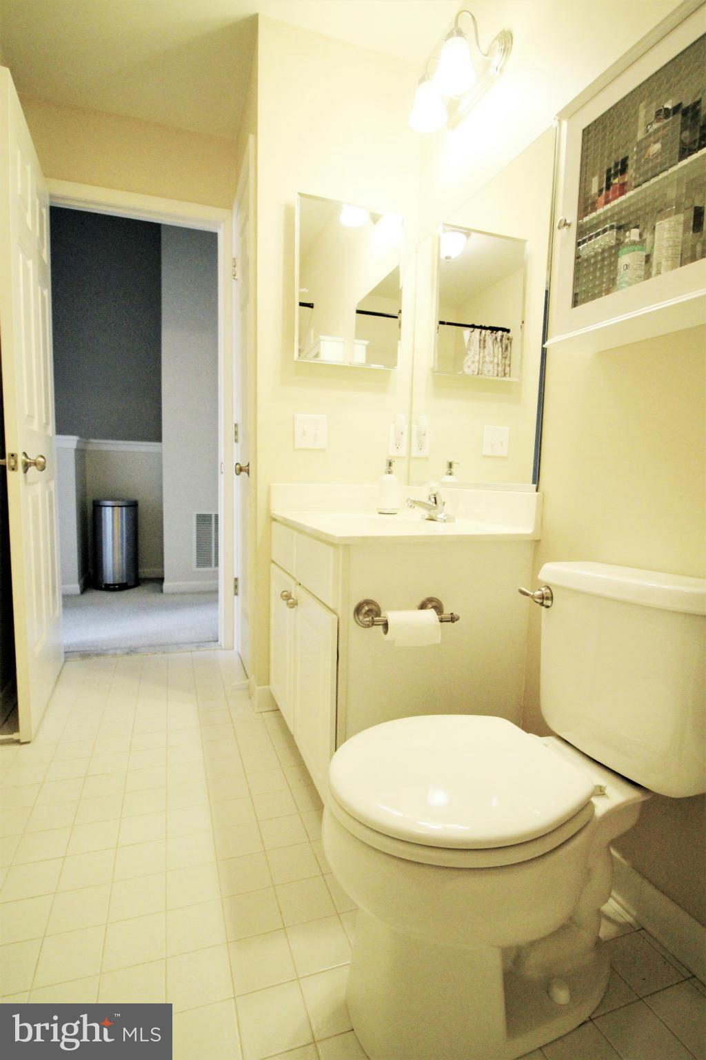 COUNTRY WALK - Residential