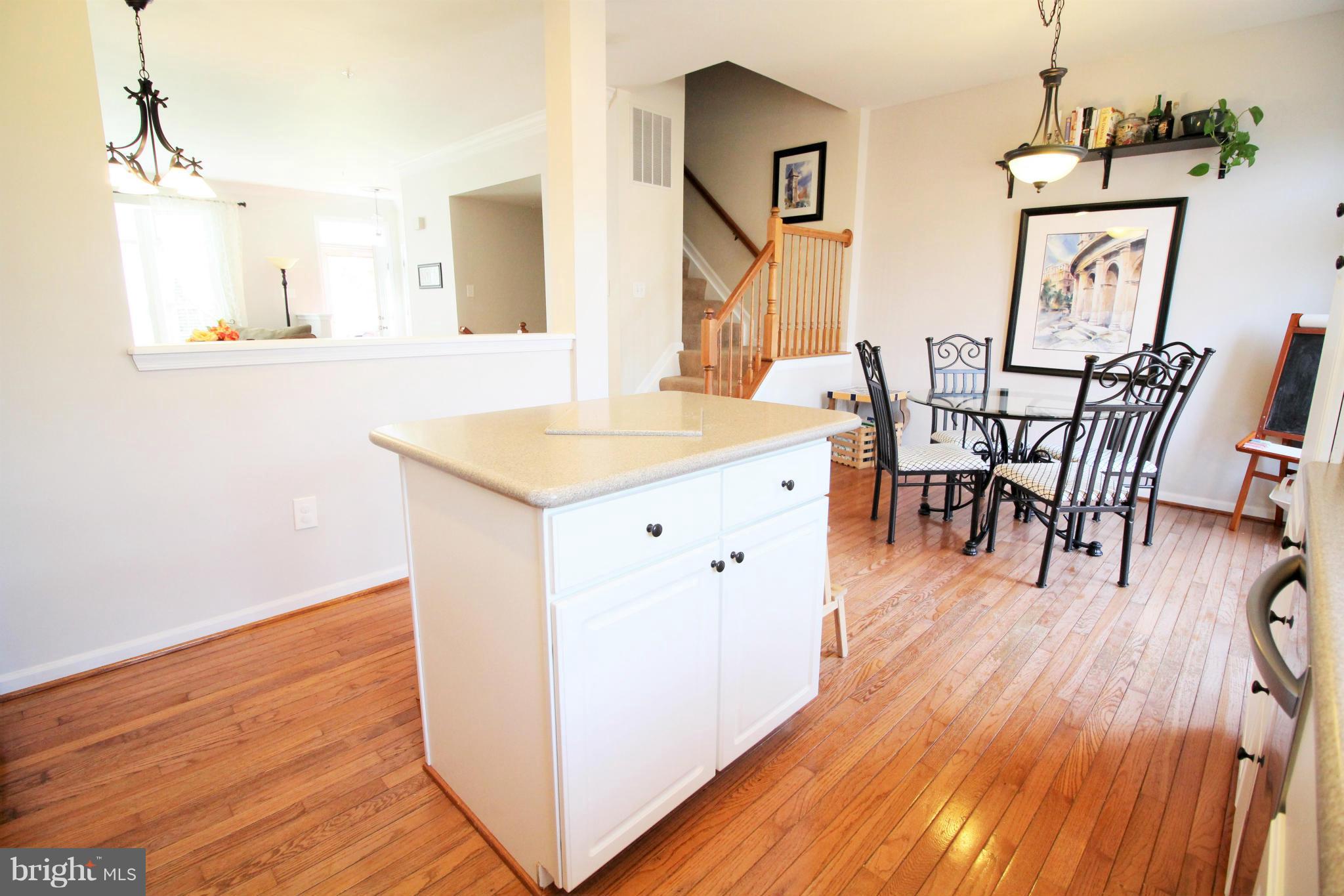 COUNTRY WALK - Residential