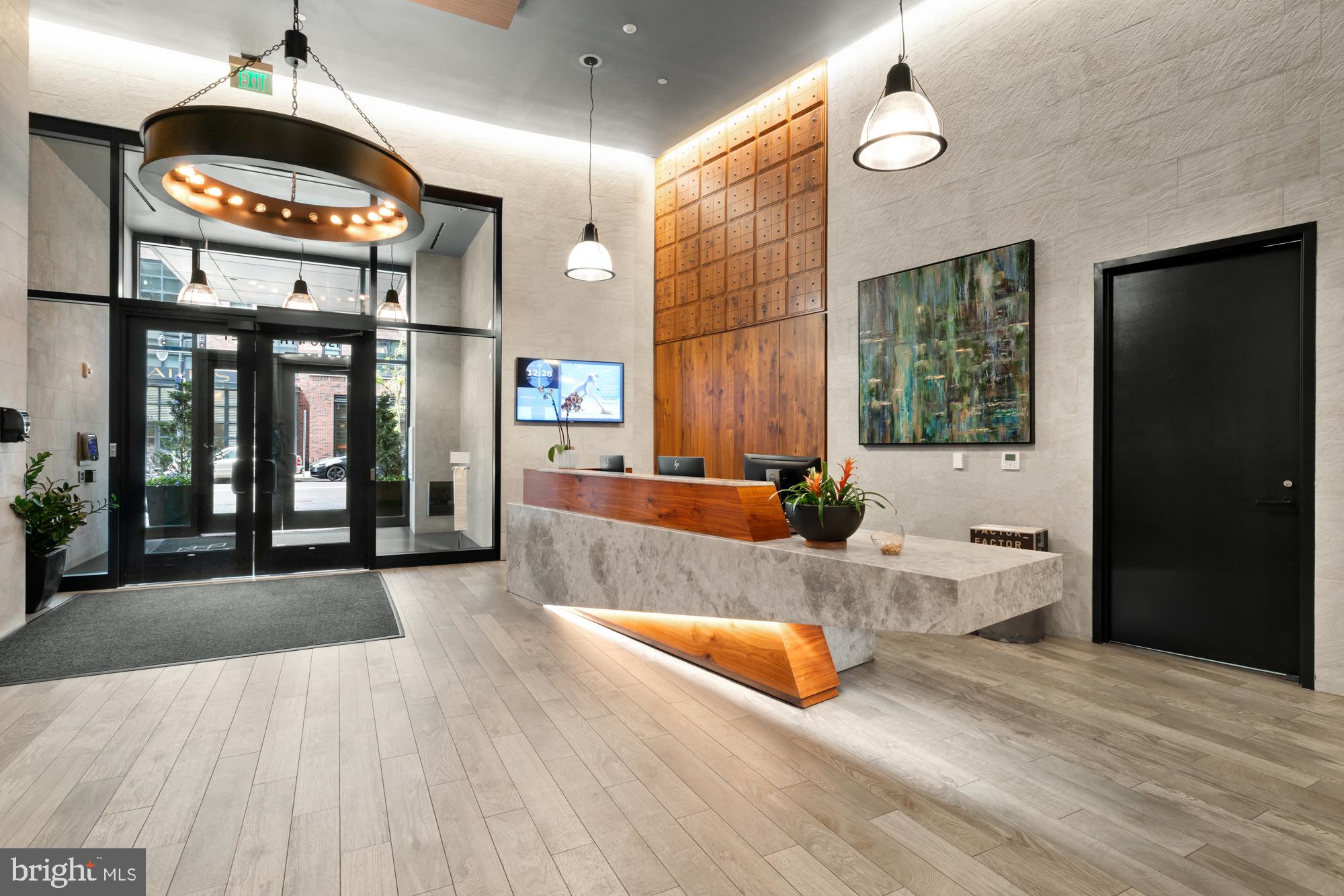 1300 4TH STREET SE 613