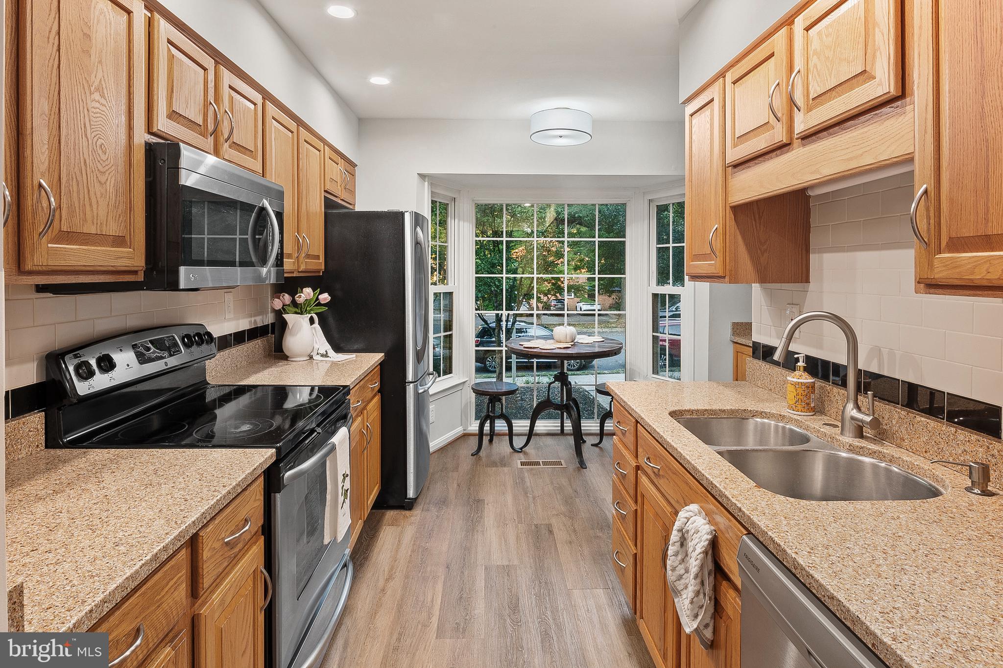 LAKE LOUISE - Residential