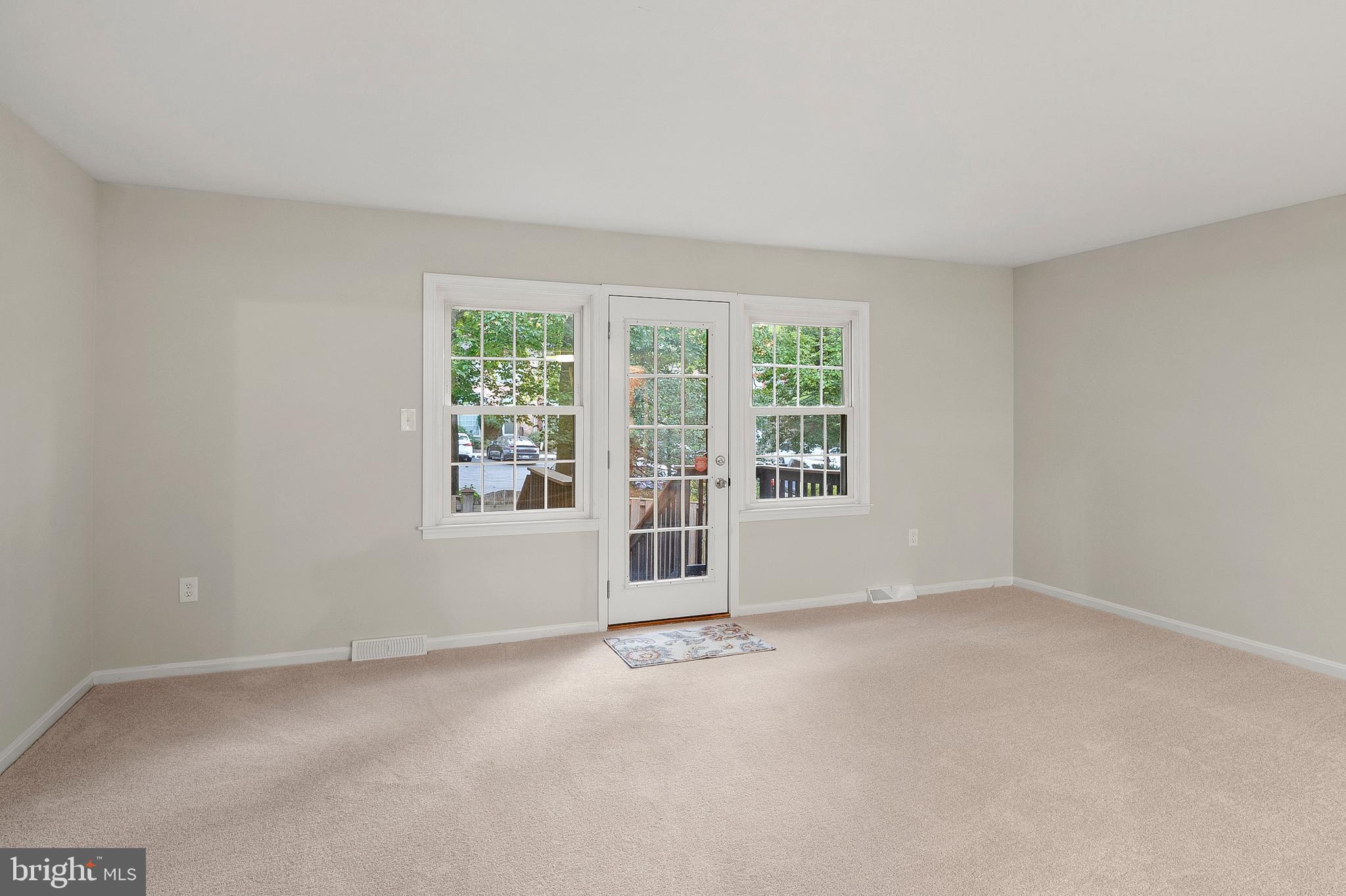 LAKE LOUISE - Residential