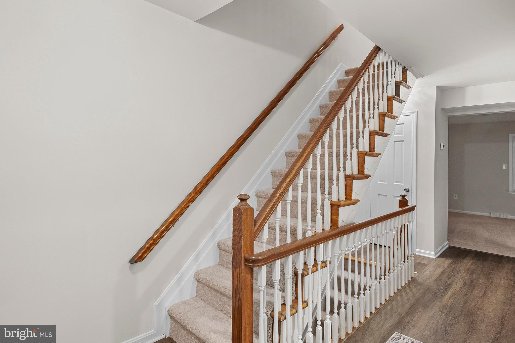 LAKE LOUISE - Residential