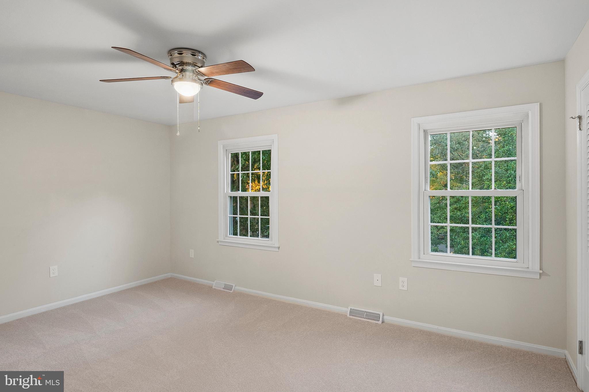 LAKE LOUISE - Residential