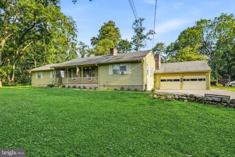 123 Old Georgetown Road, Princeton, NJ MLS: NJSO2005906