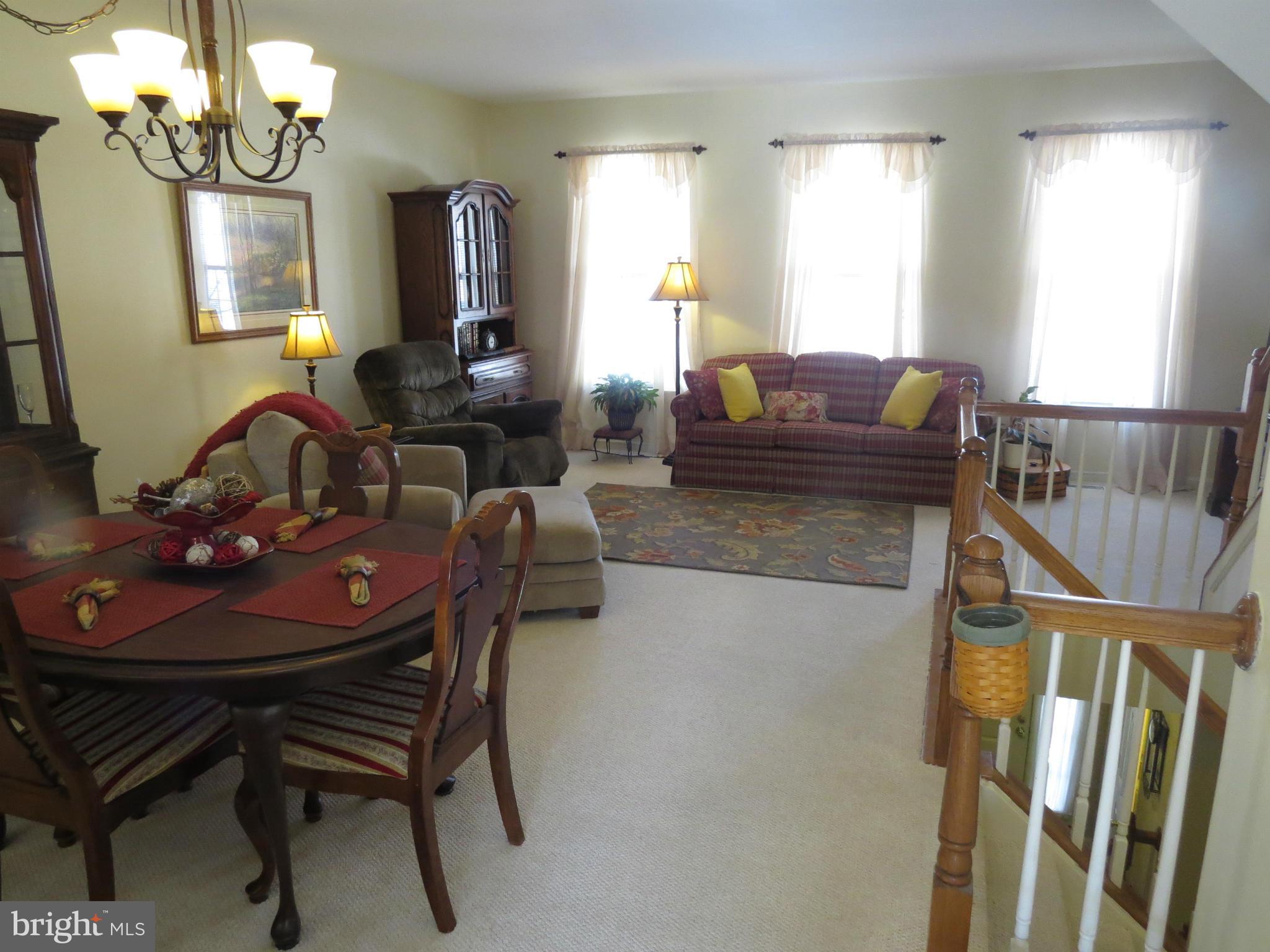 CENTRE RIDGE LAND BAY - Residential