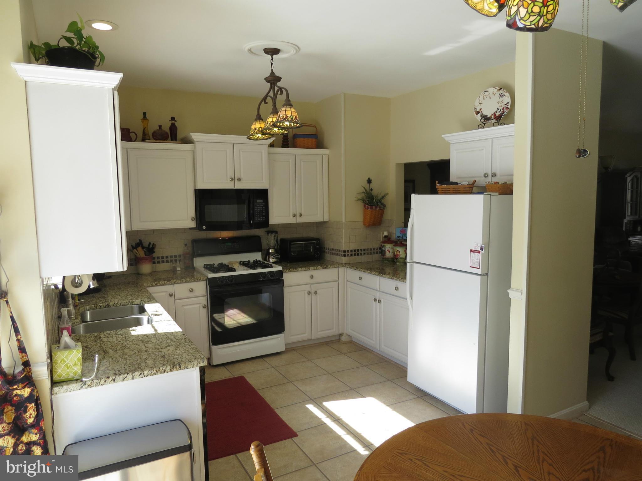 CENTRE RIDGE LAND BAY - Residential