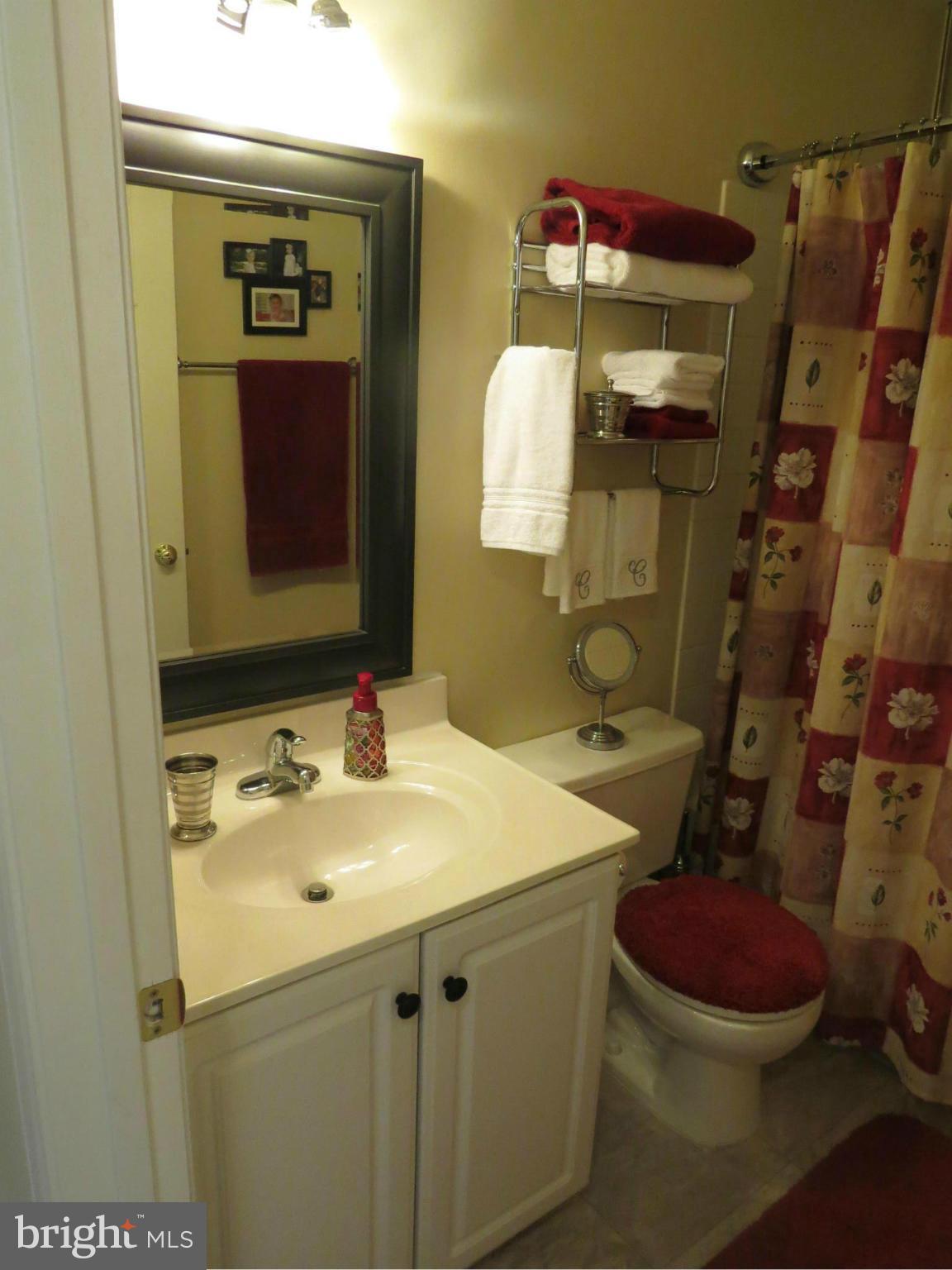 CENTRE RIDGE LAND BAY - Residential