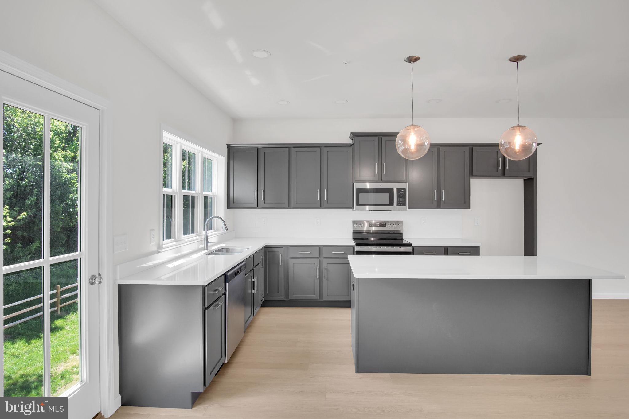 181 TRAILSIDE COURT