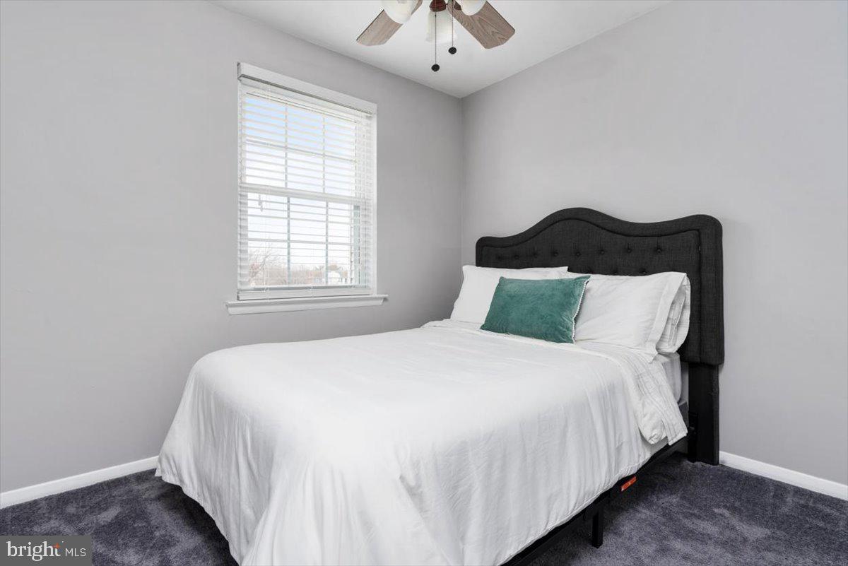 ELIZABETHS LANDING - Residential