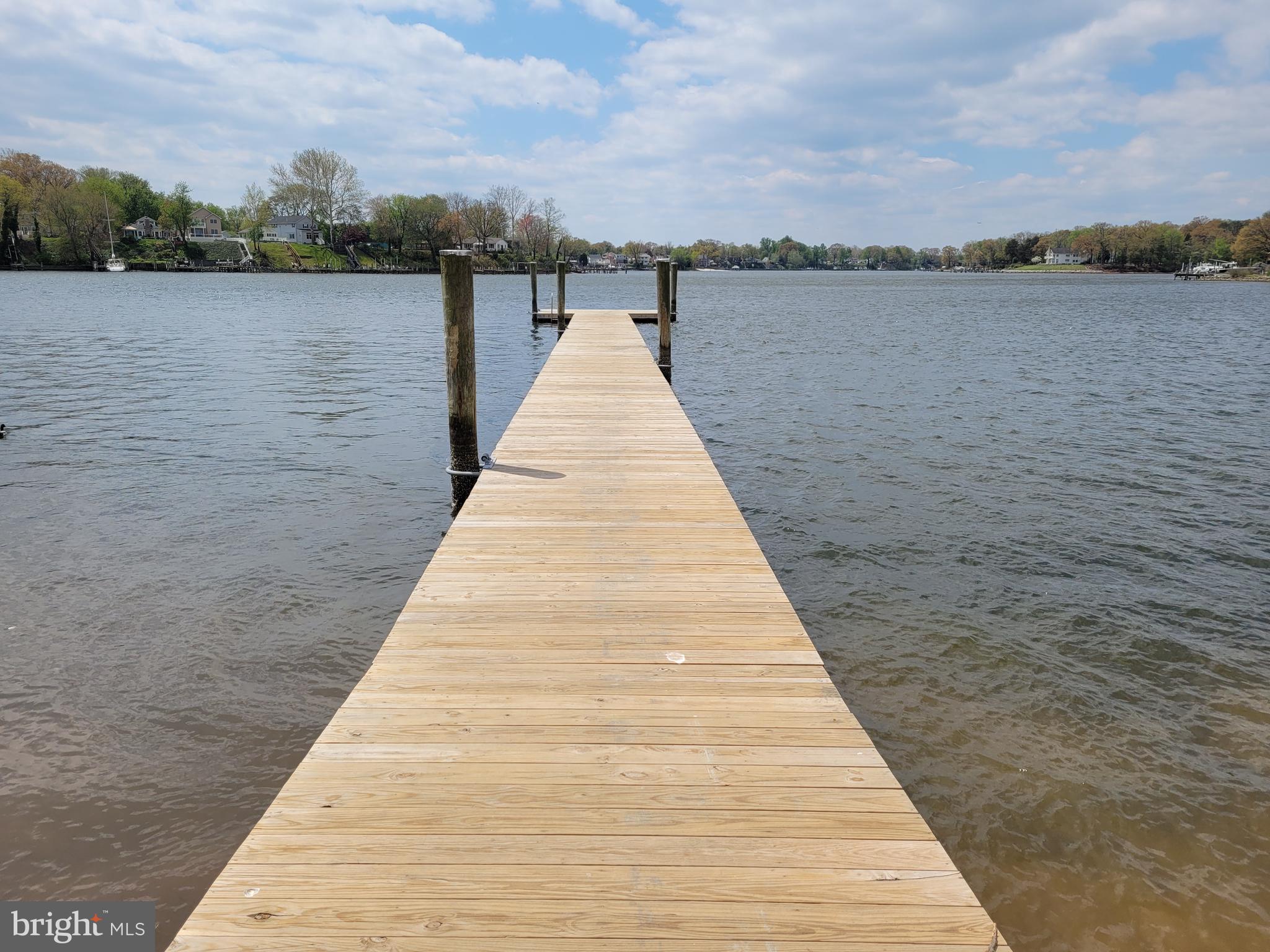 ELIZABETHS LANDING - Residential