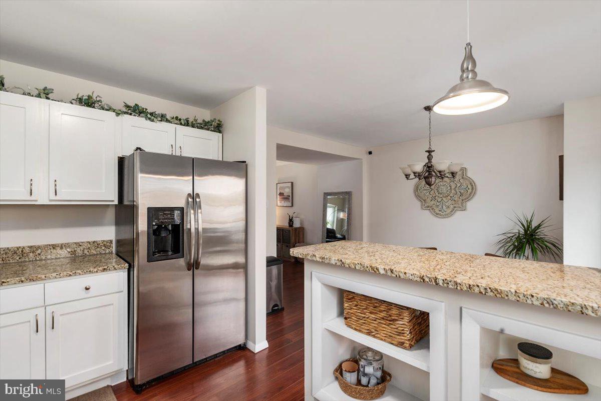 ELIZABETHS LANDING - Residential