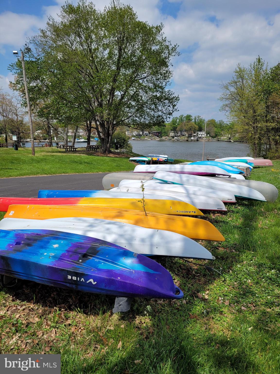 ELIZABETHS LANDING - Residential