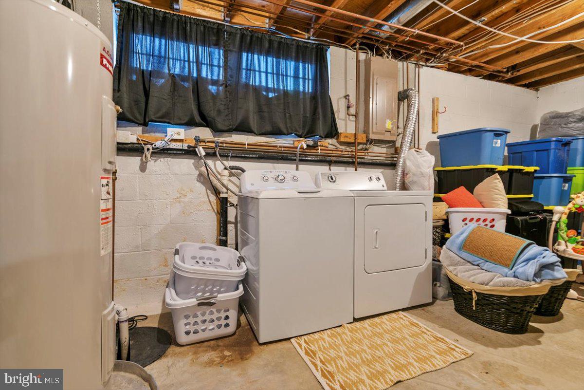 ELIZABETHS LANDING - Residential