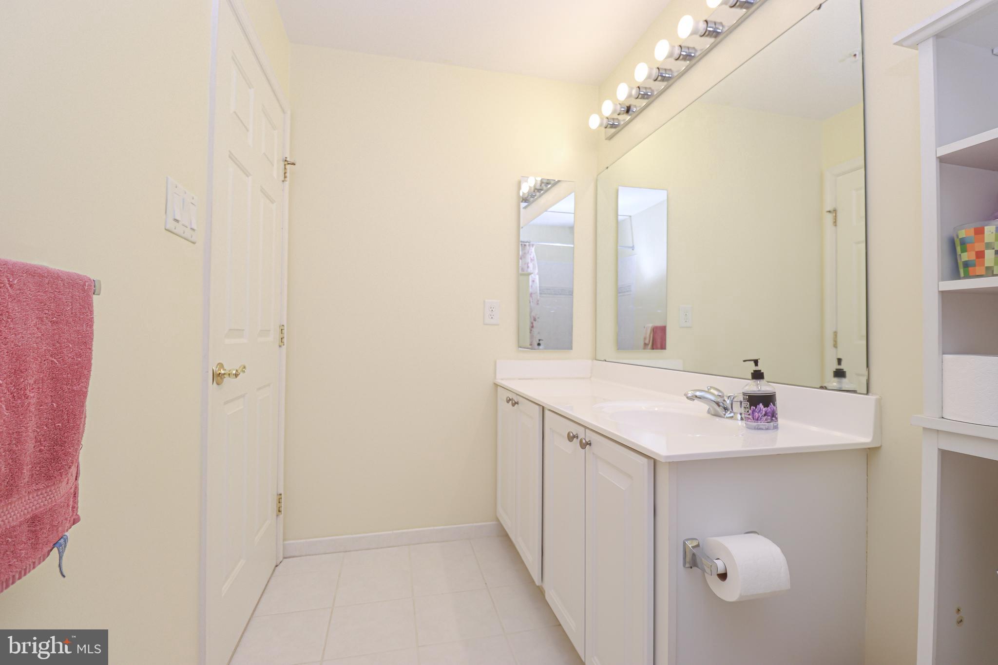 GLYNDON TRACE - Residential