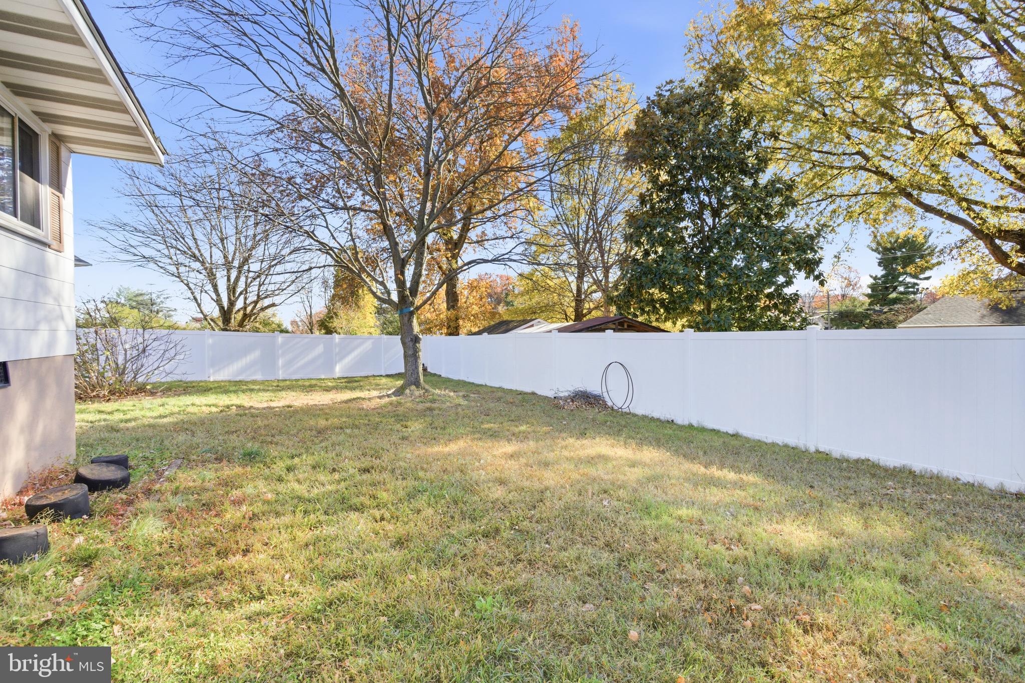 BURGUNDY FARM - Residential