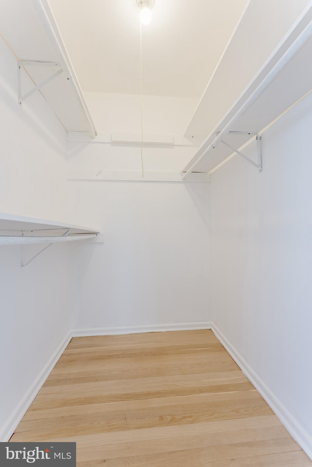 BURGUNDY FARM - Residential