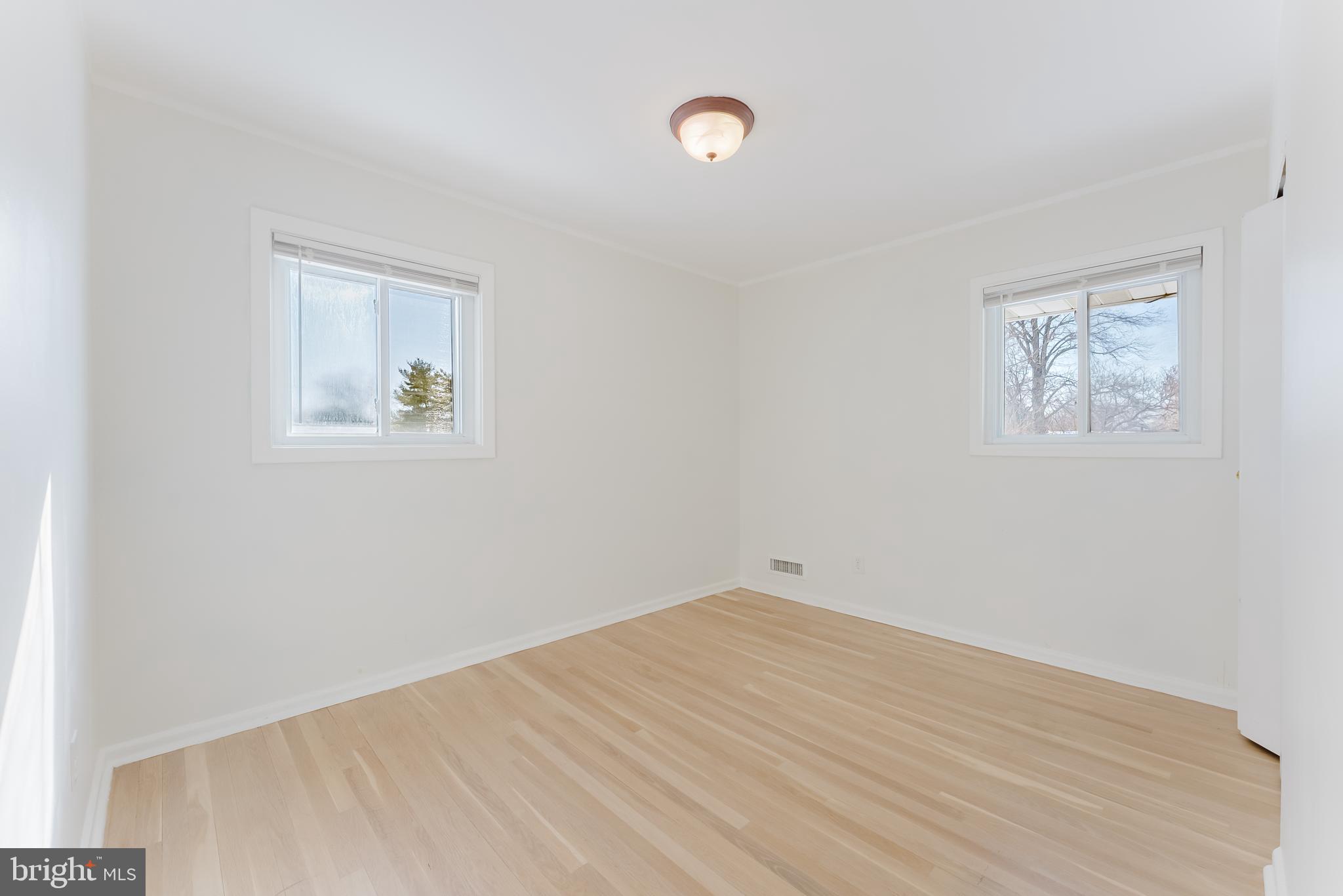 BURGUNDY FARM - Residential