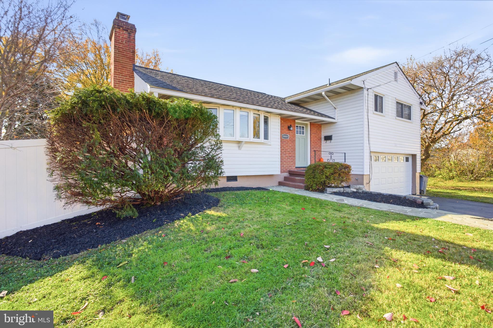 BURGUNDY FARM - Residential