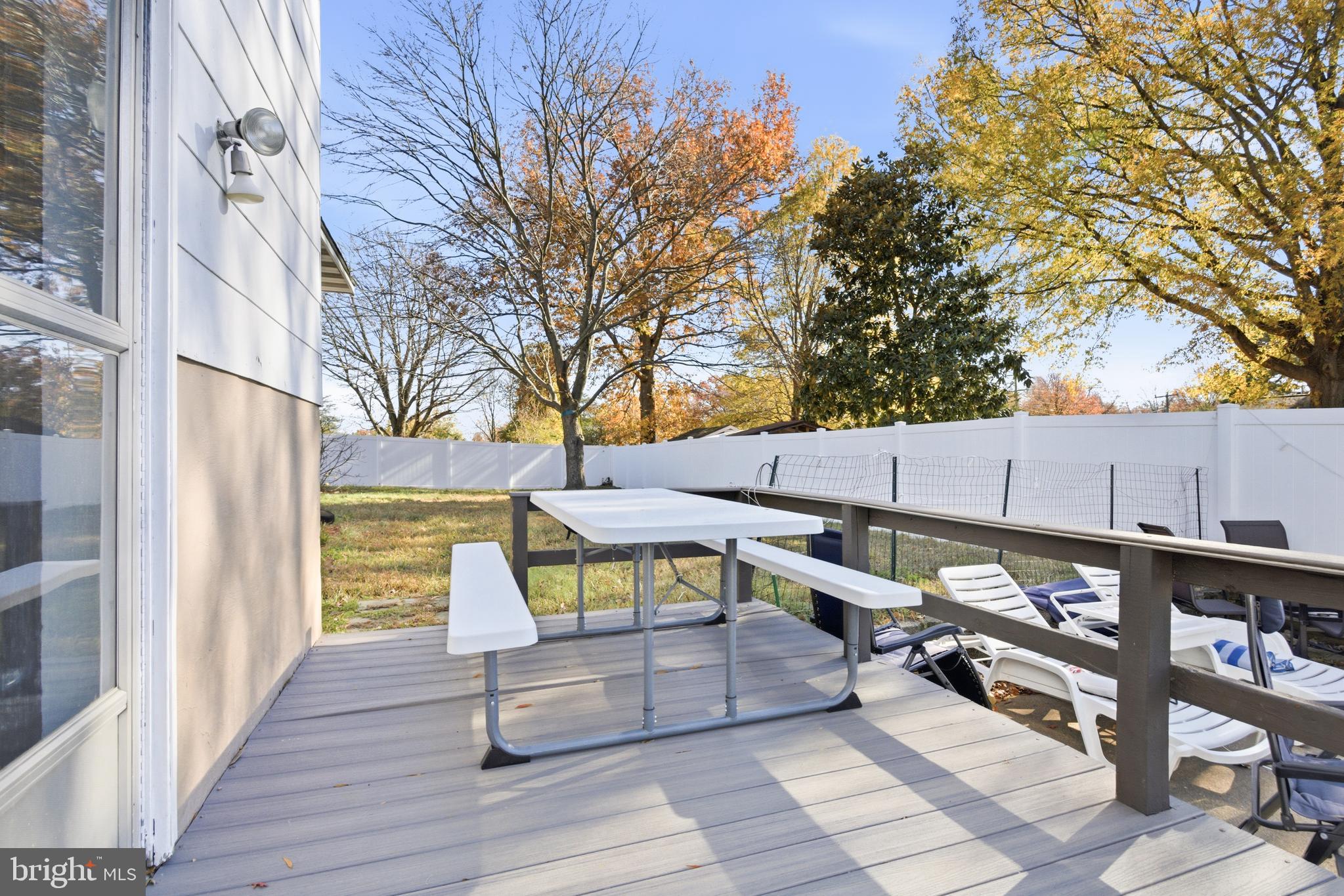 BURGUNDY FARM - Residential