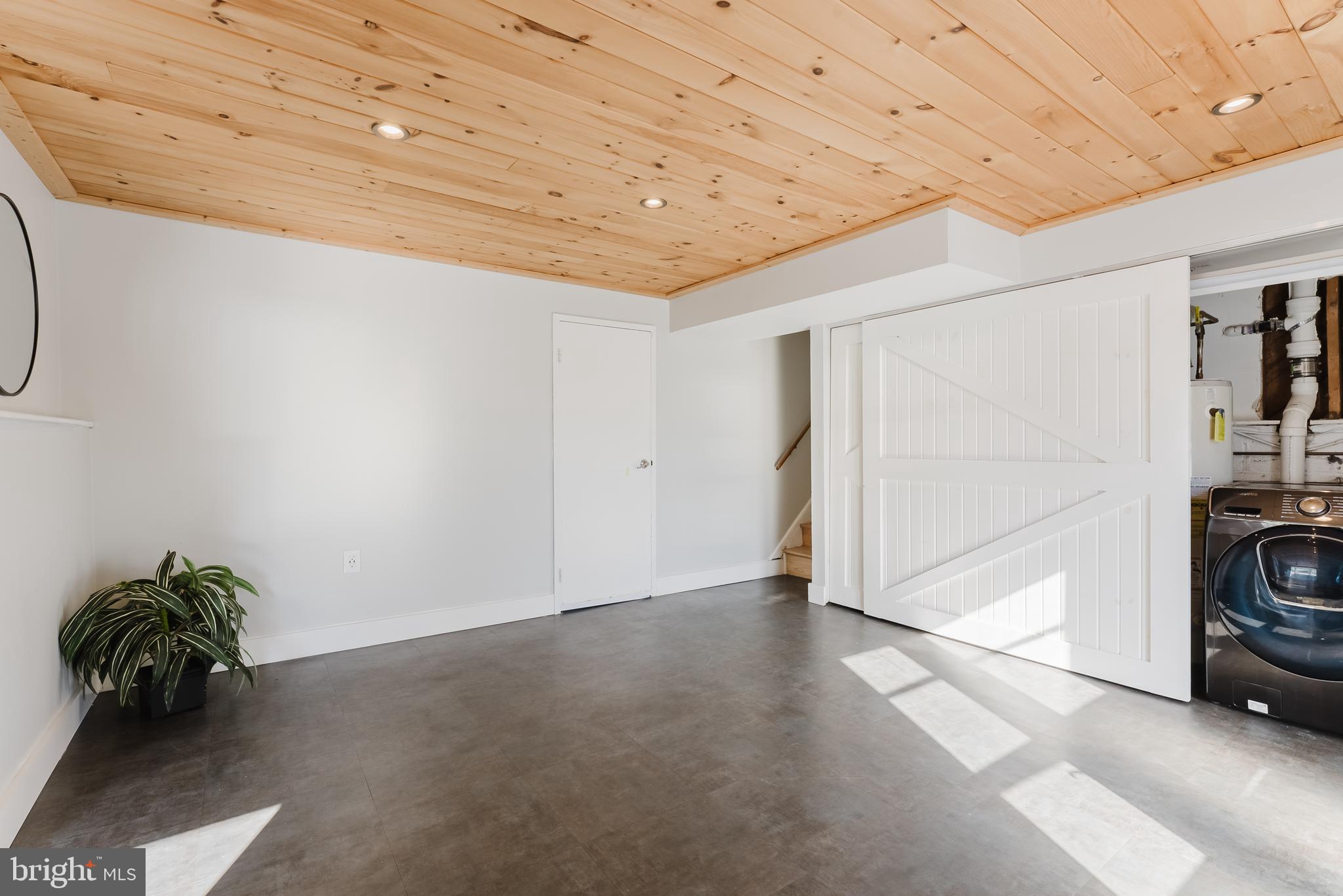 BURGUNDY FARM - Residential