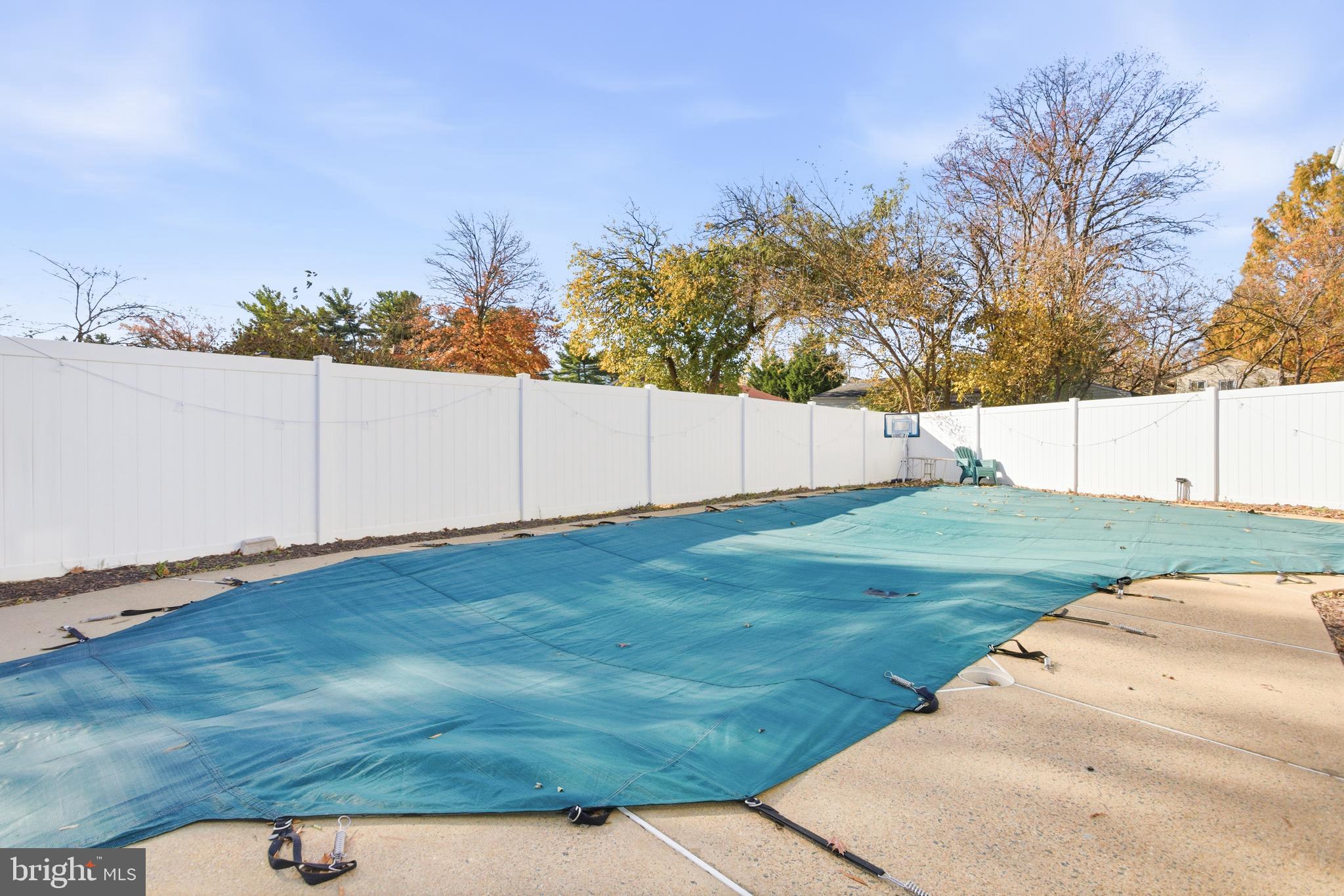 BURGUNDY FARM - Residential