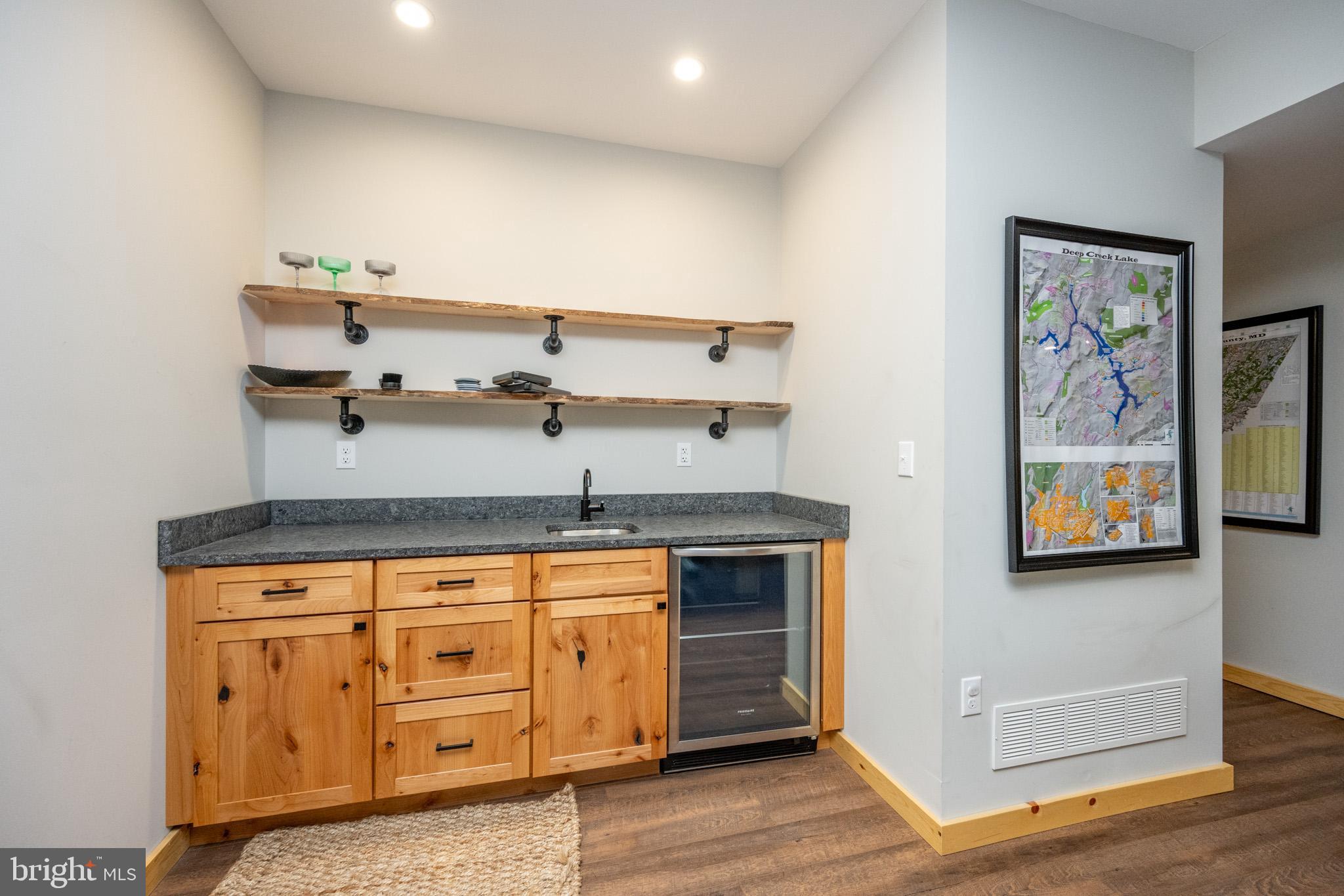 NORTH CAMP - Residential