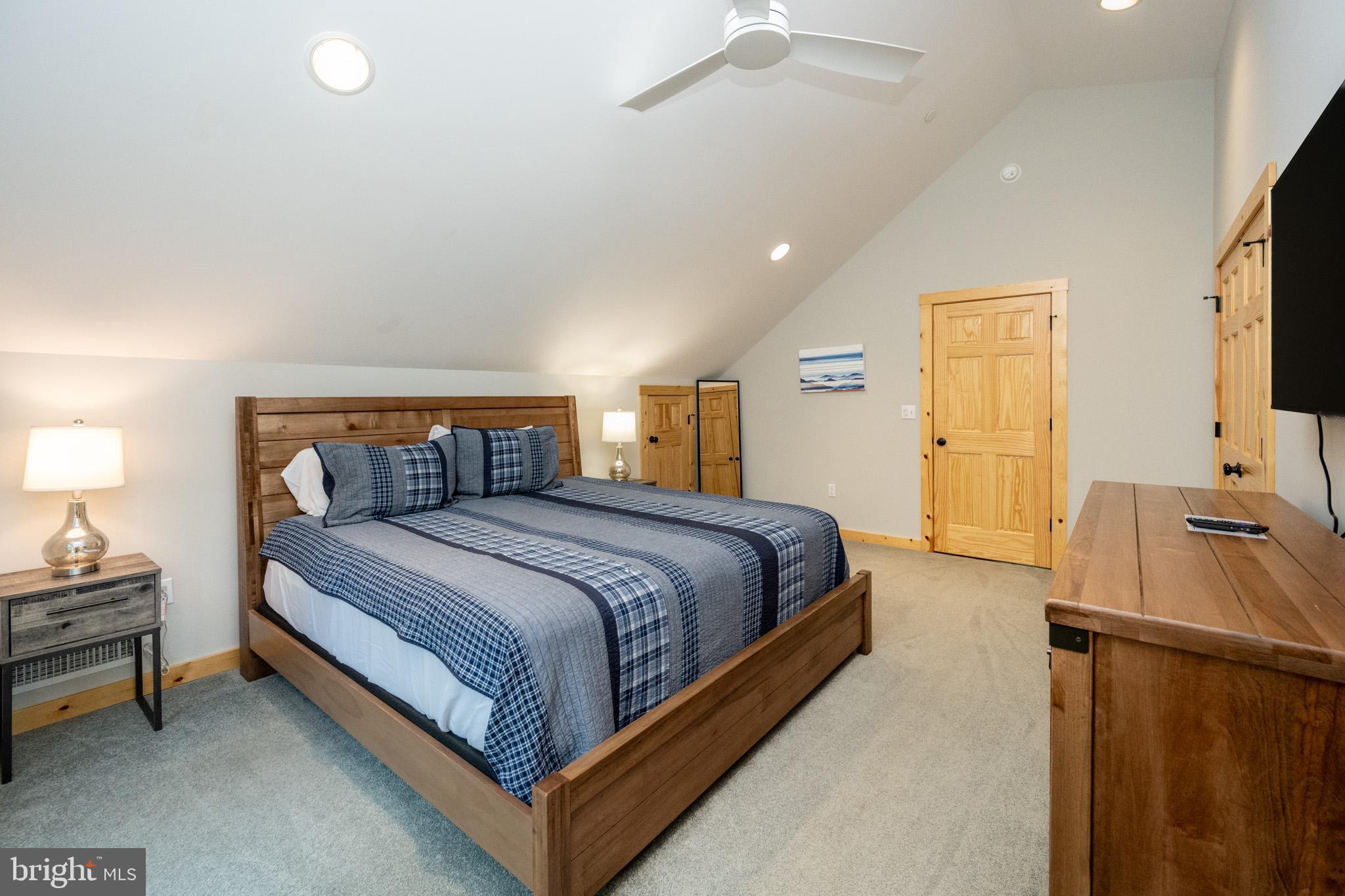 NORTH CAMP - Residential