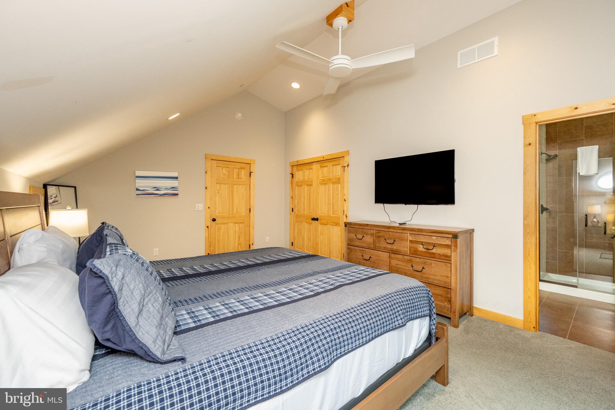 NORTH CAMP - Residential