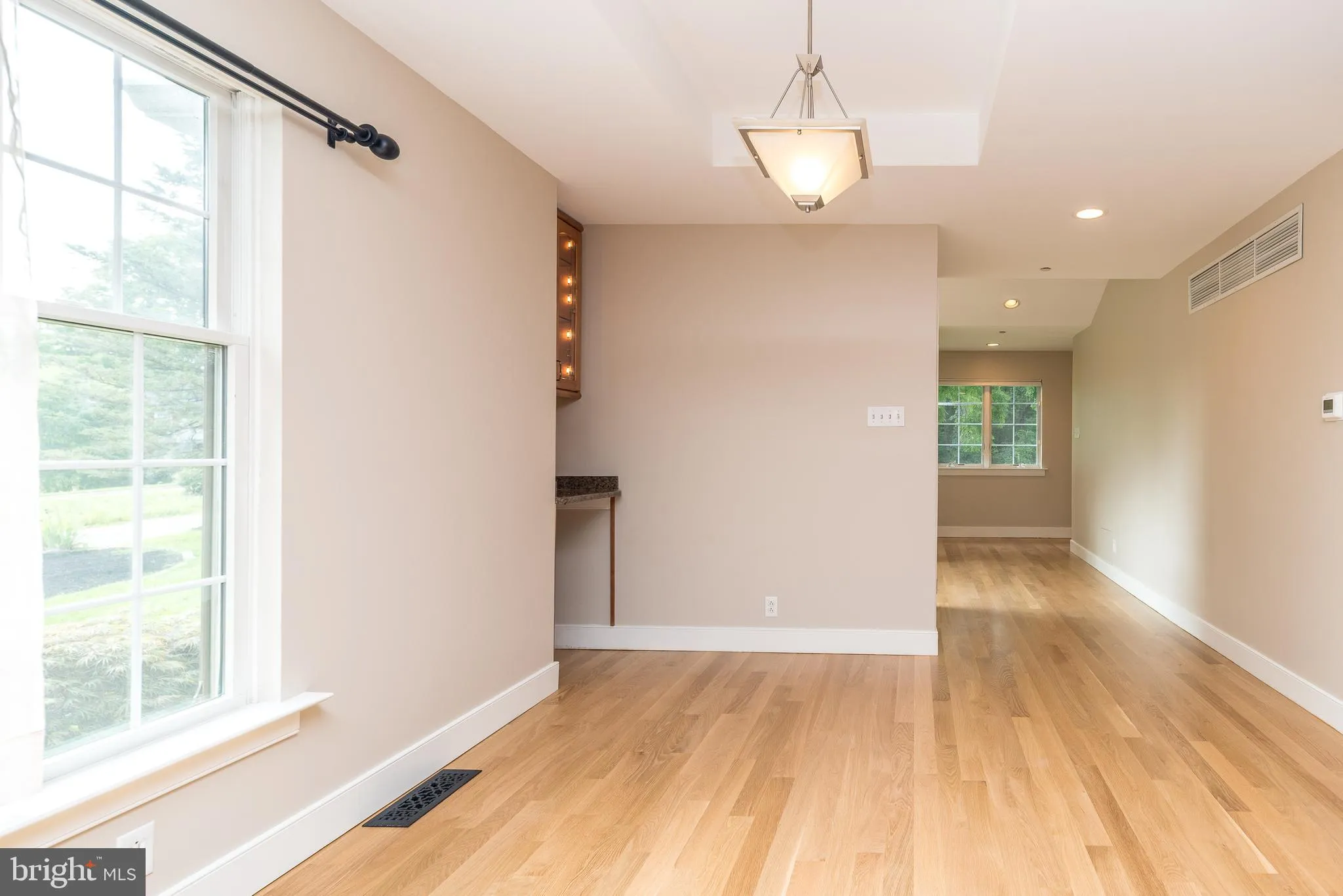 Conshohocken, Pennsylvania 19428, United States, 3 Bedrooms Bedrooms, ,3 BathroomsBathrooms,Residential,Active,178867