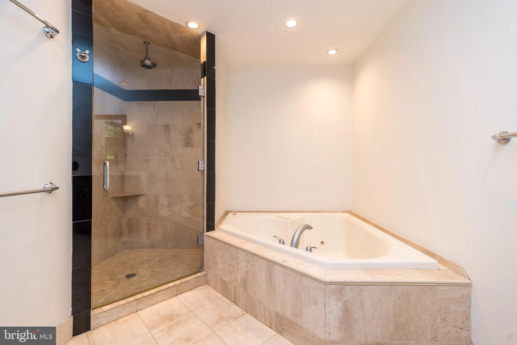 Conshohocken, Pennsylvania 19428, United States, 3 Bedrooms Bedrooms, ,3 BathroomsBathrooms,Residential,Active,178867