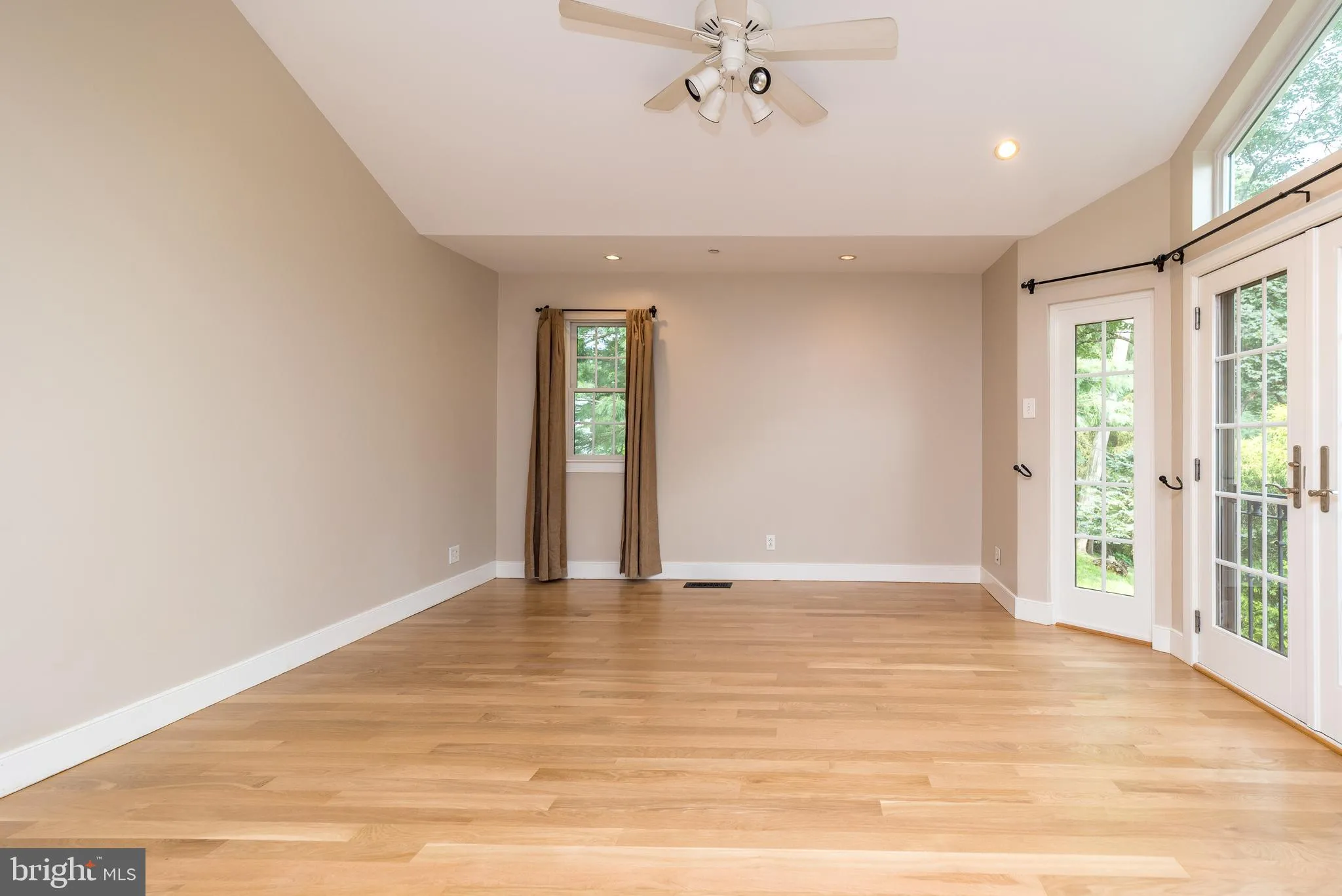 Conshohocken, Pennsylvania 19428, United States, 3 Bedrooms Bedrooms, ,3 BathroomsBathrooms,Residential,Active,178867