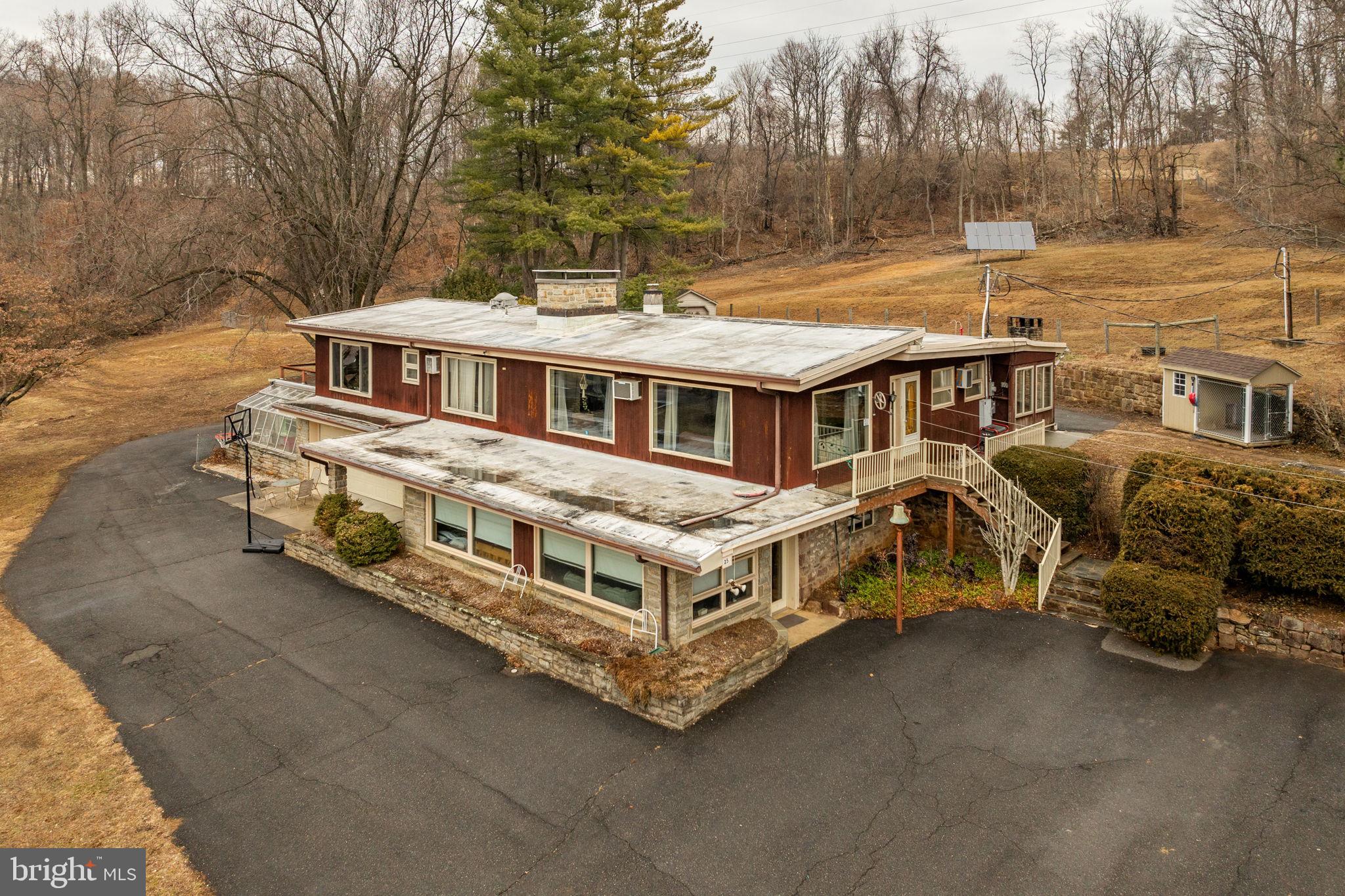 25 CRABGRASS LANE