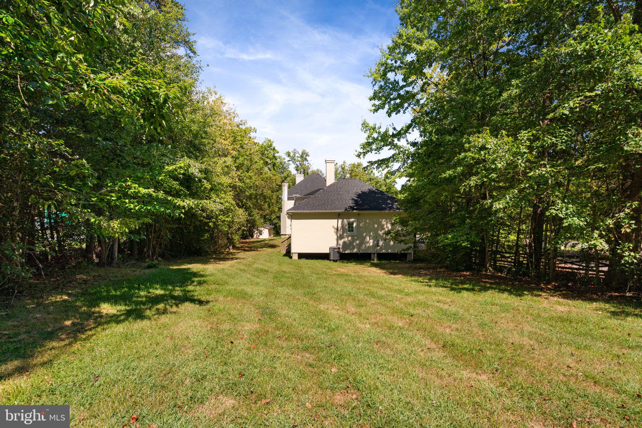 FAIRFAX STATION - Residential