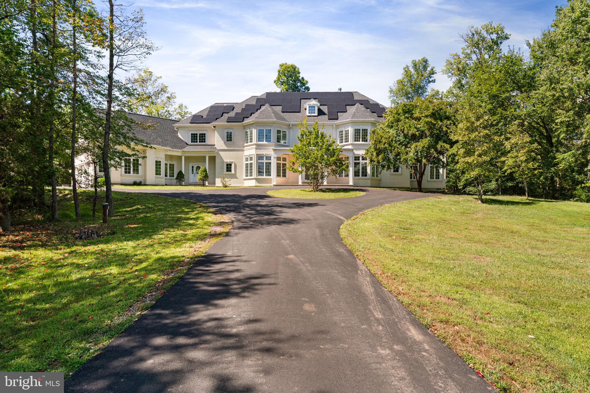 FAIRFAX STATION - Residential