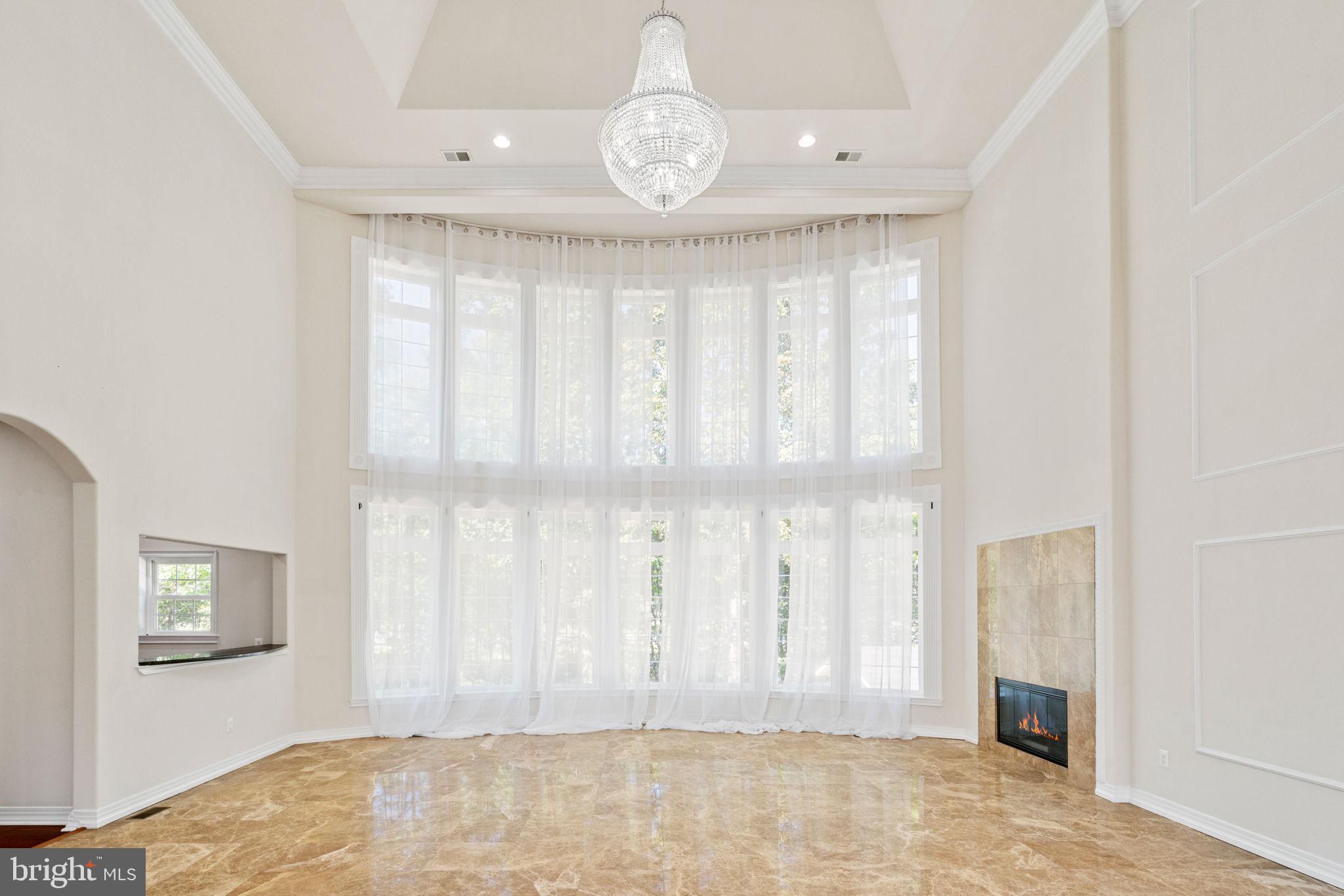 FAIRFAX STATION - Residential