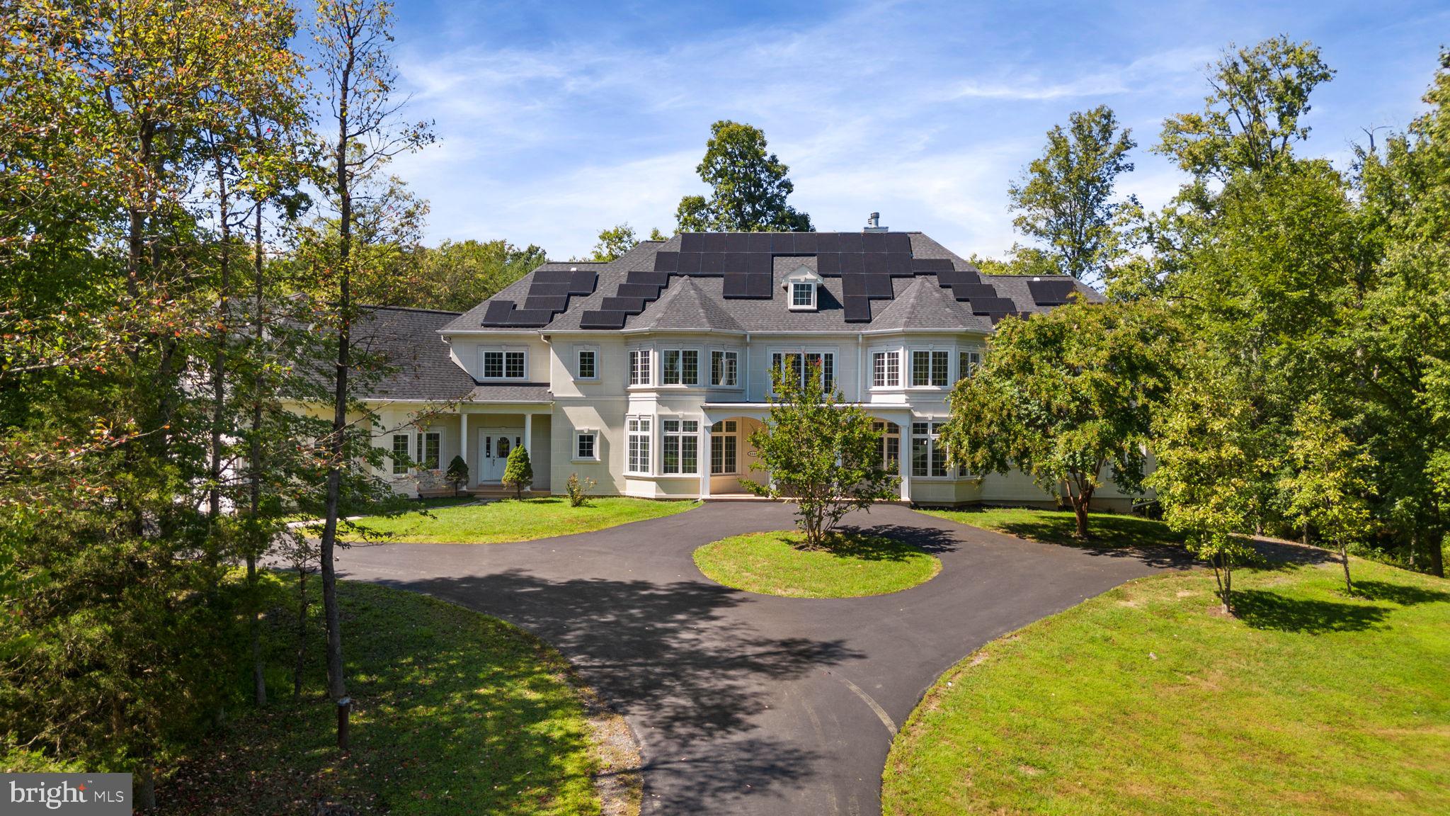 FAIRFAX STATION - Residential