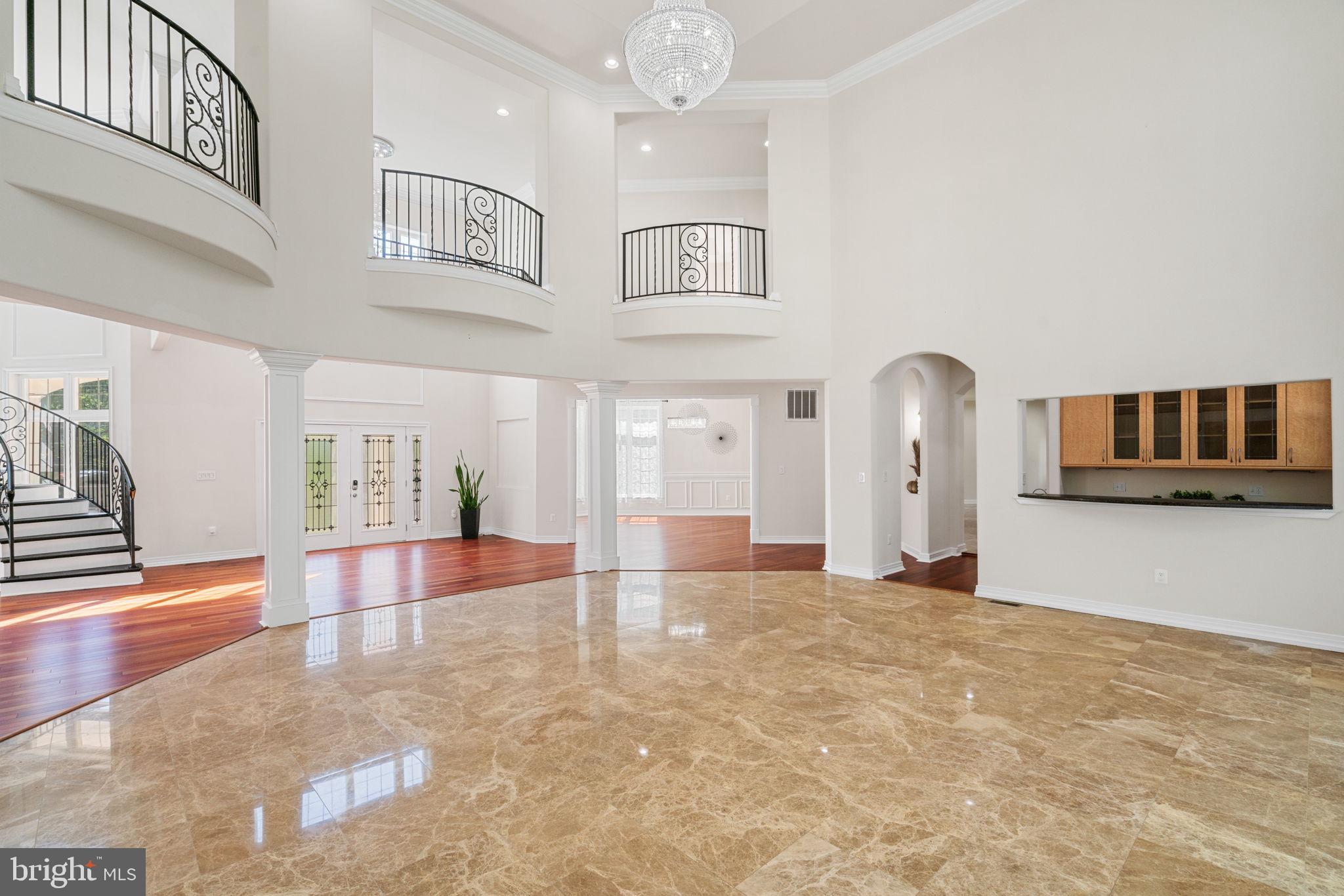 FAIRFAX STATION - Residential