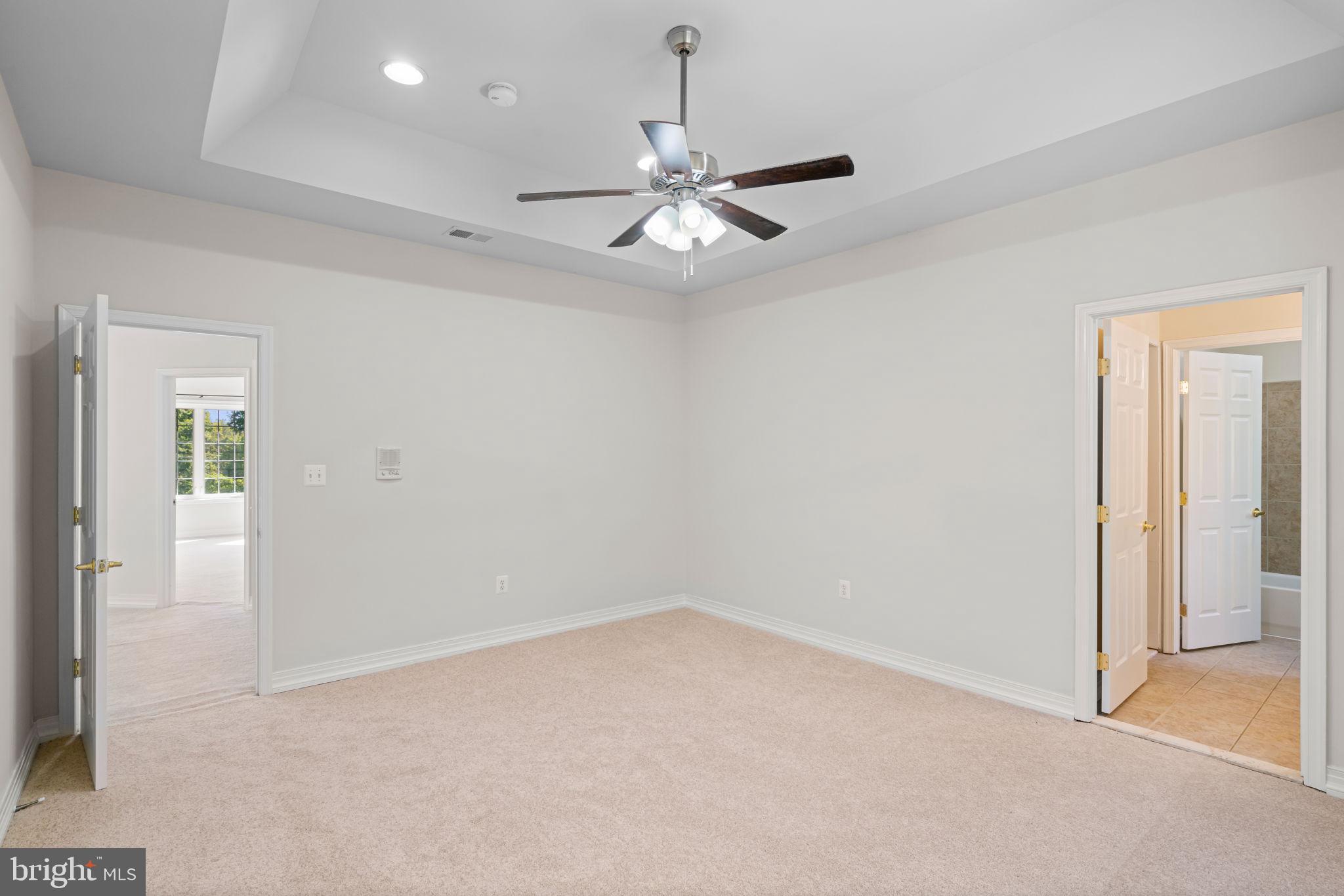 FAIRFAX STATION - Residential