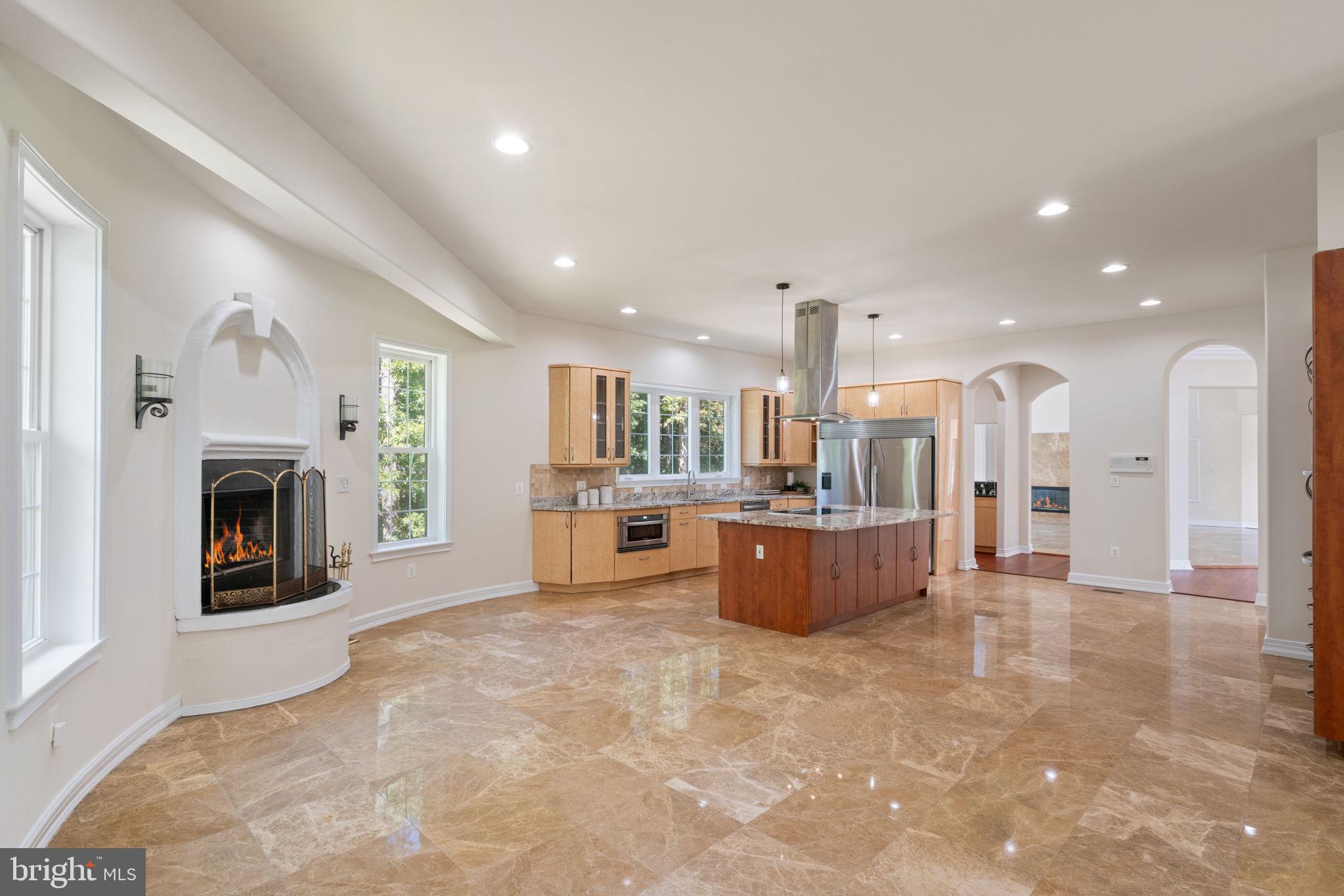 FAIRFAX STATION - Residential