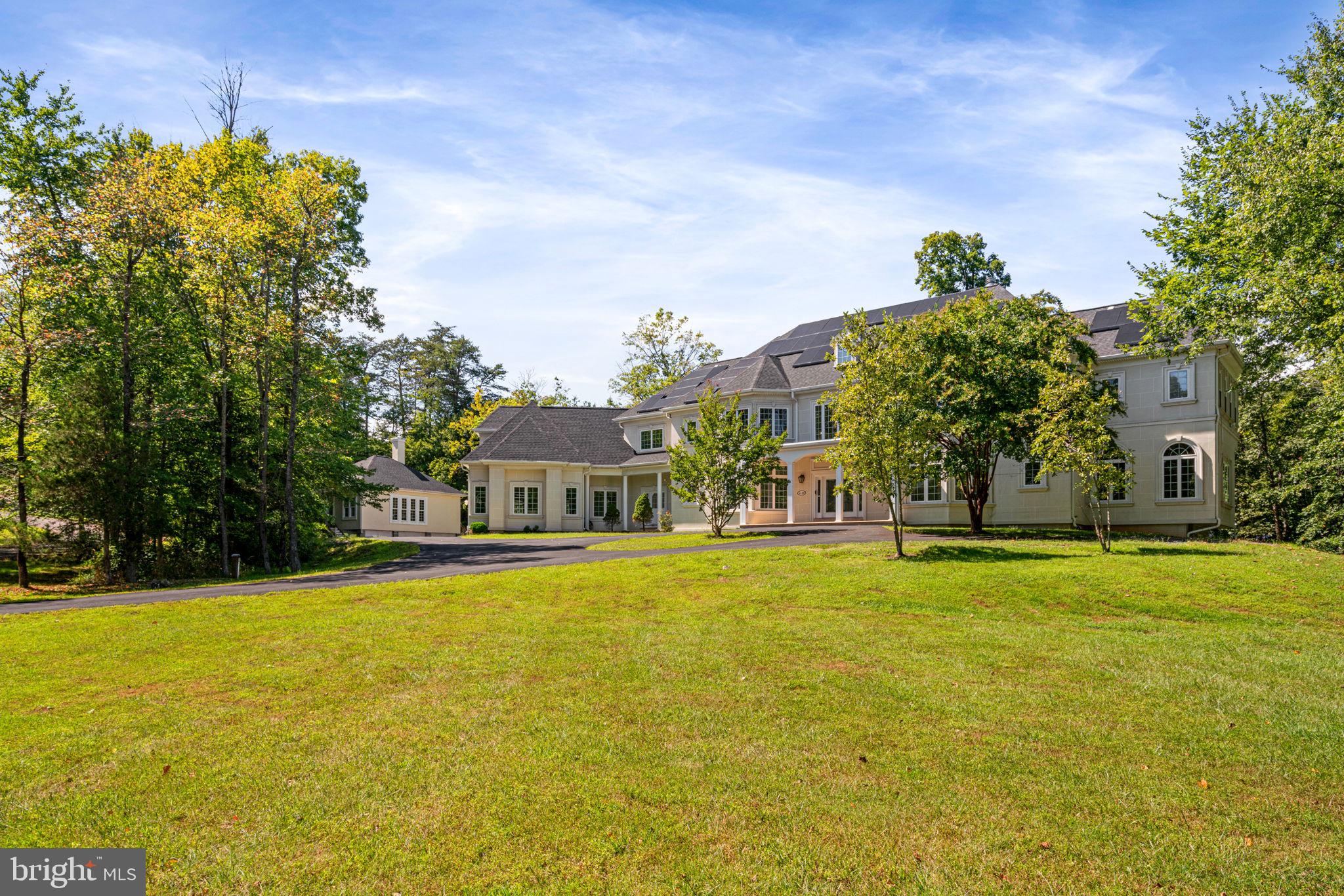 FAIRFAX STATION - Residential