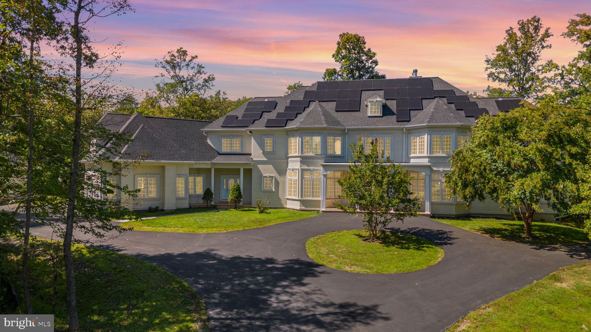 FAIRFAX STATION - Residential