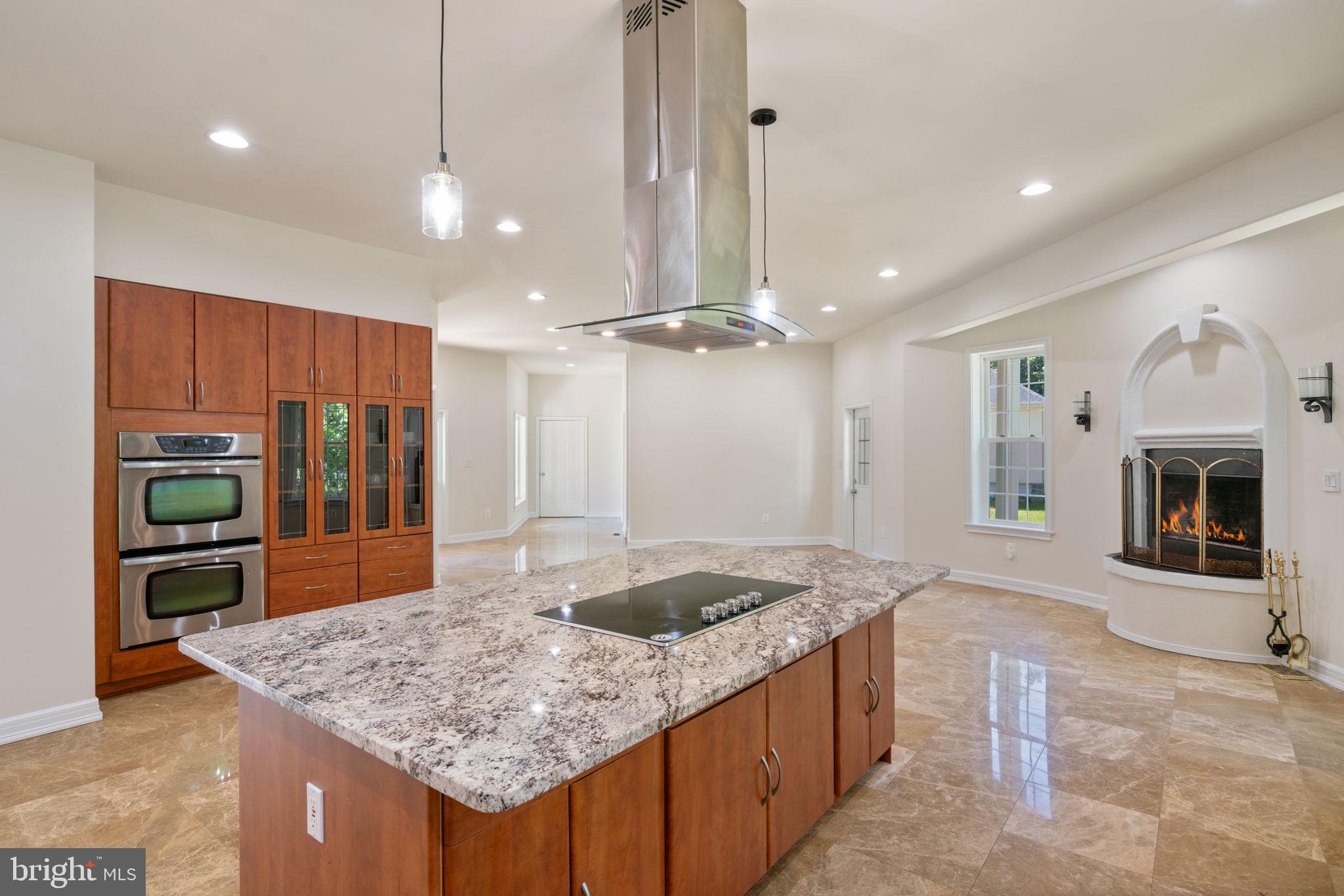 FAIRFAX STATION - Residential