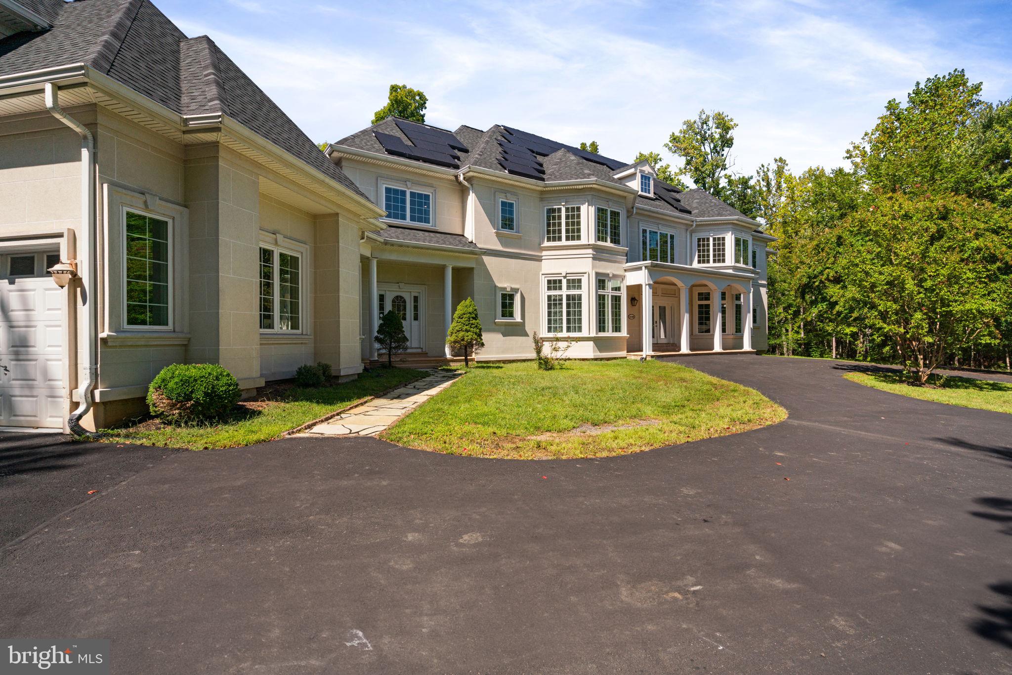 FAIRFAX STATION - Residential