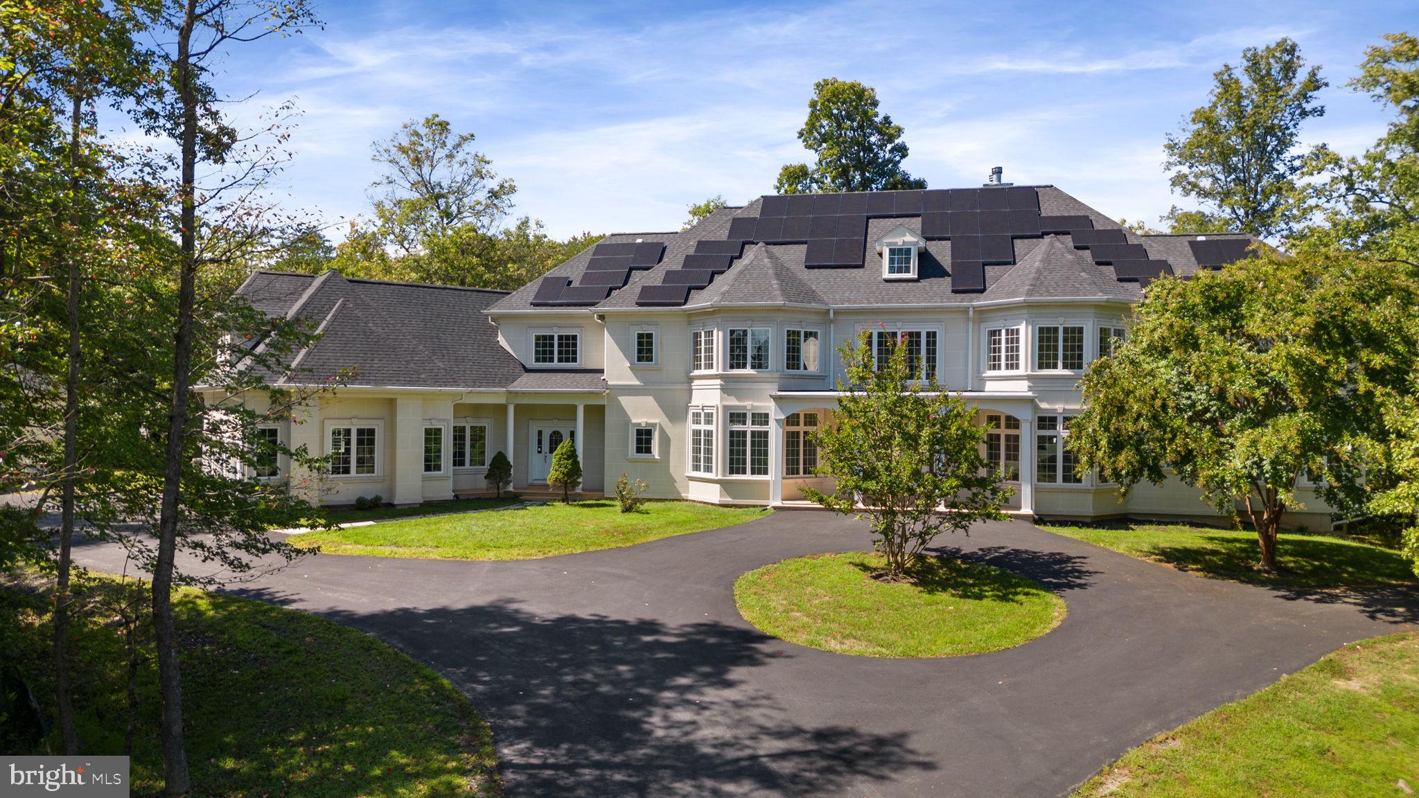 FAIRFAX STATION - Residential