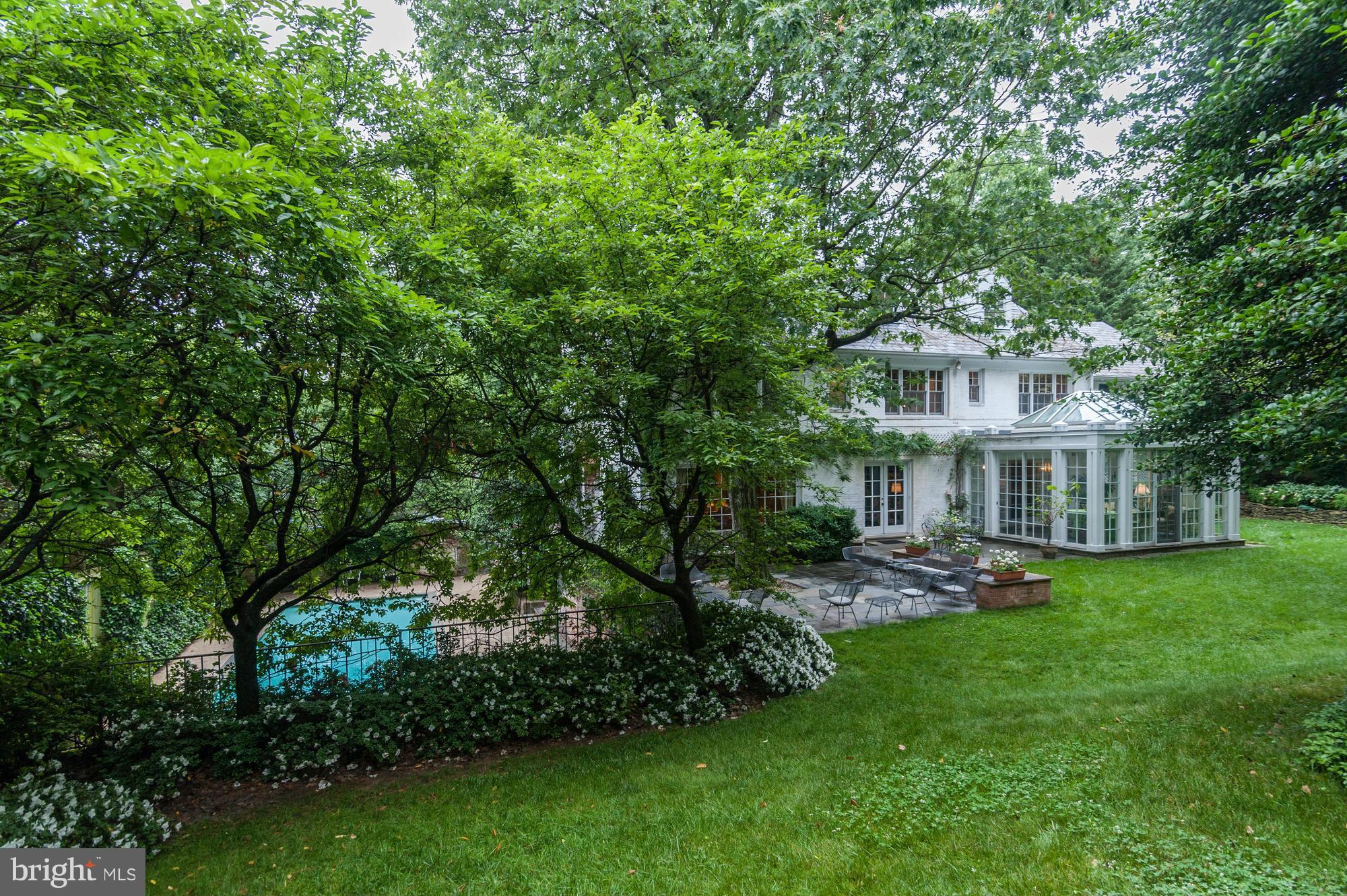 BERKLEY - Residential