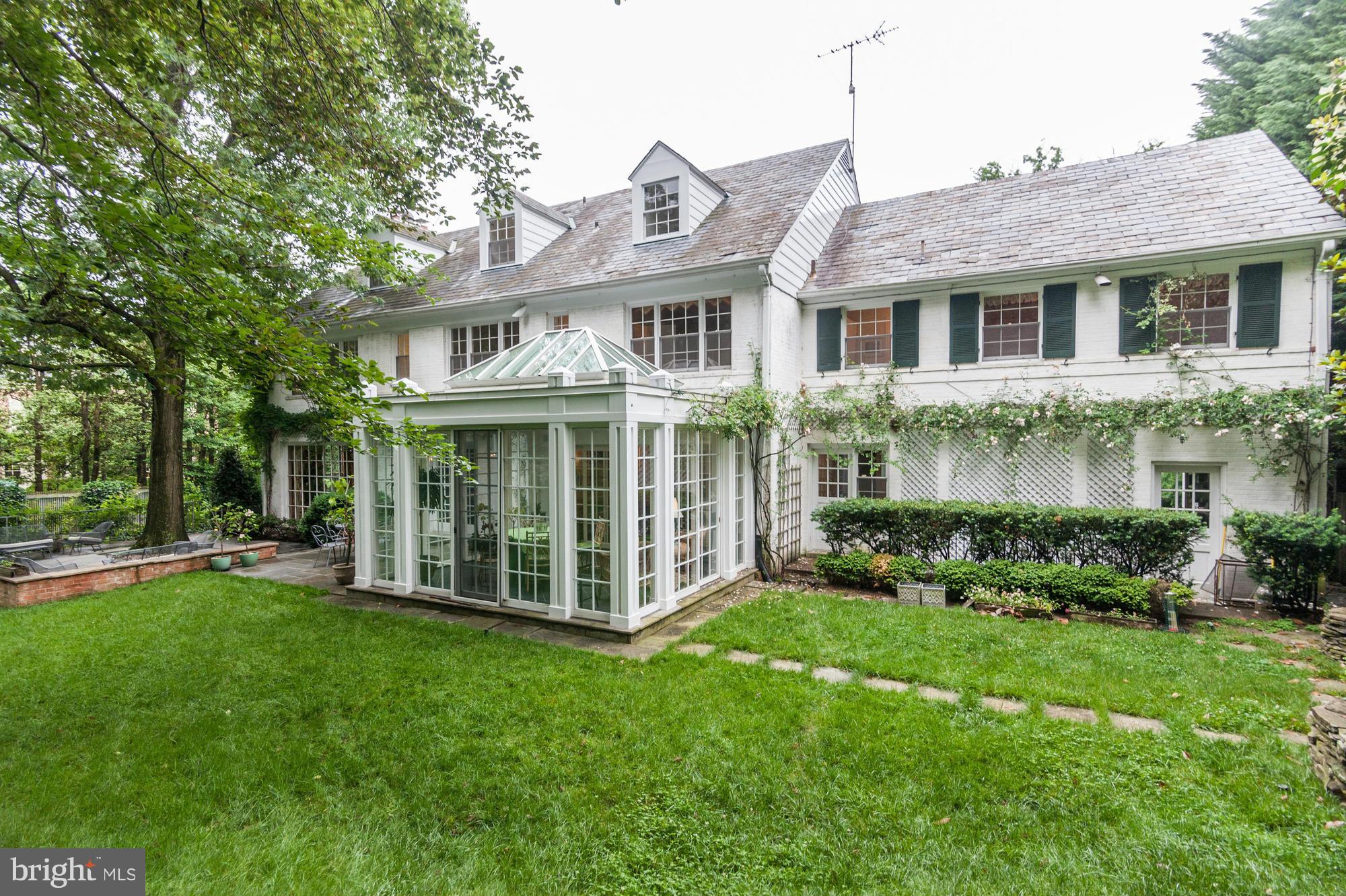 BERKLEY - Residential